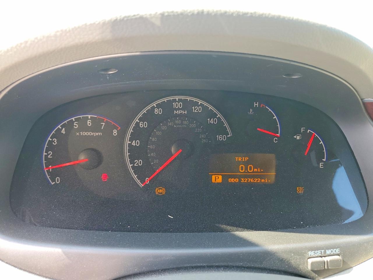 2006 Hyundai Azera Se White vin: KMHFC46F66A108271
