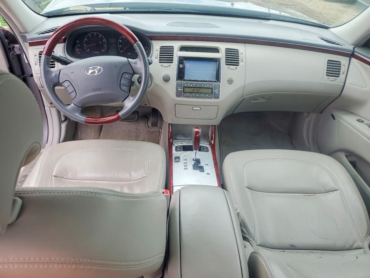 2007 Hyundai Azera Se Gray vin: KMHFC46F67A141224