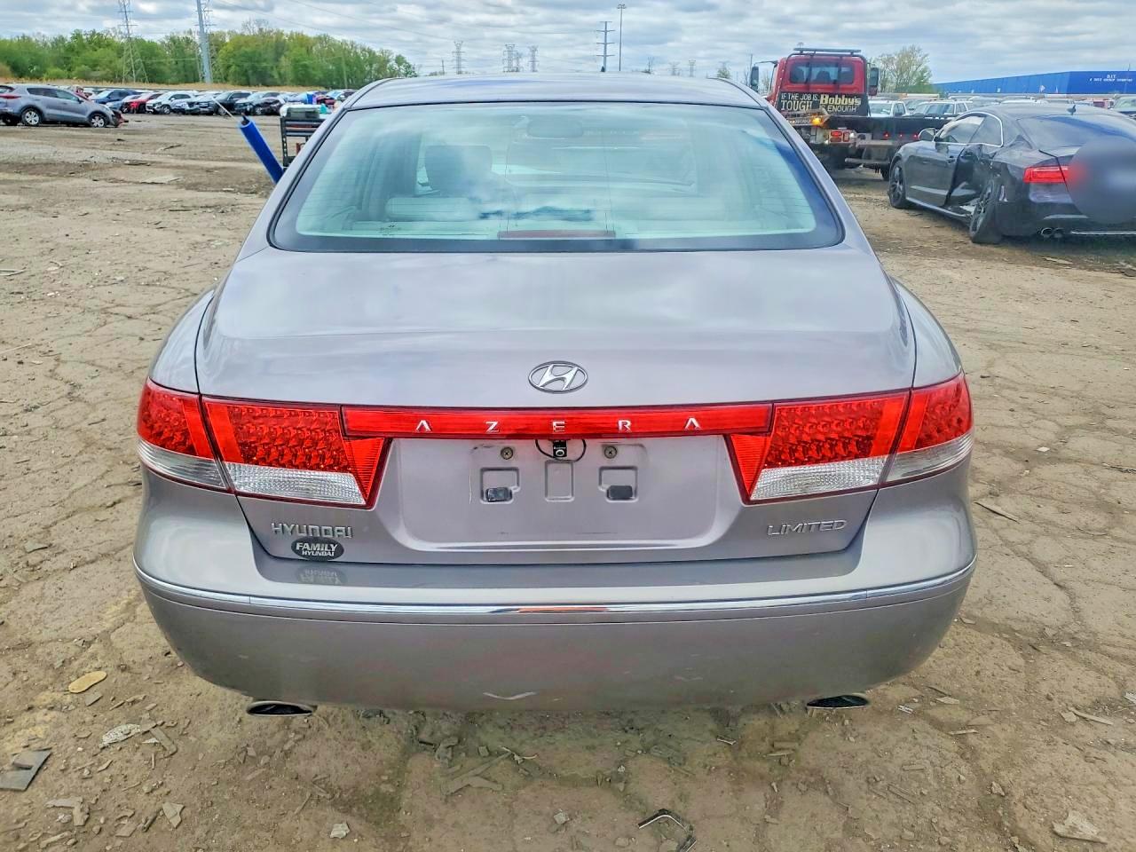 2007 Hyundai Azera Se Gray vin: KMHFC46F67A141224
