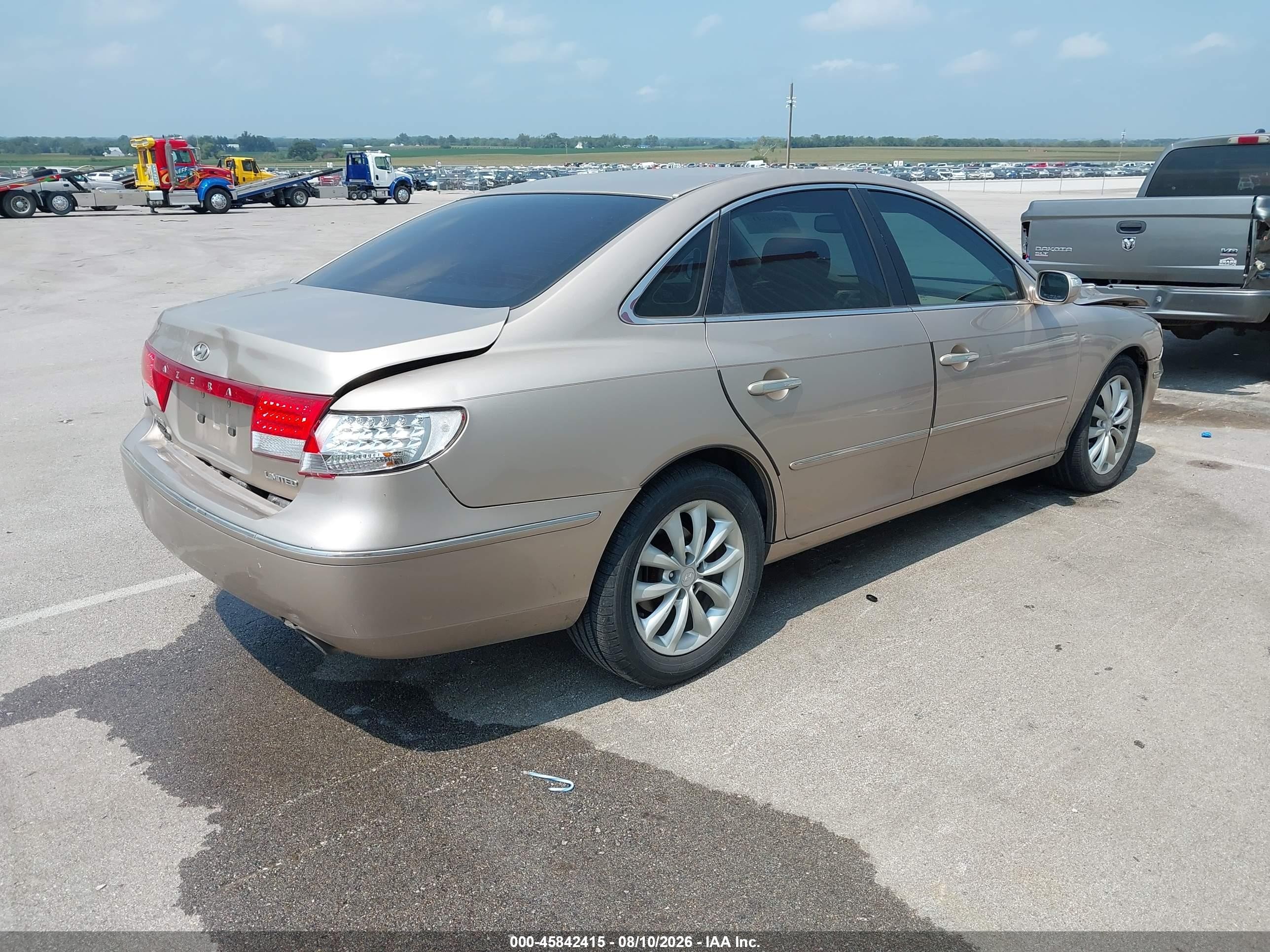 2007 Hyundai Azera Limited/se Brown vin: KMHFC46F67A179570