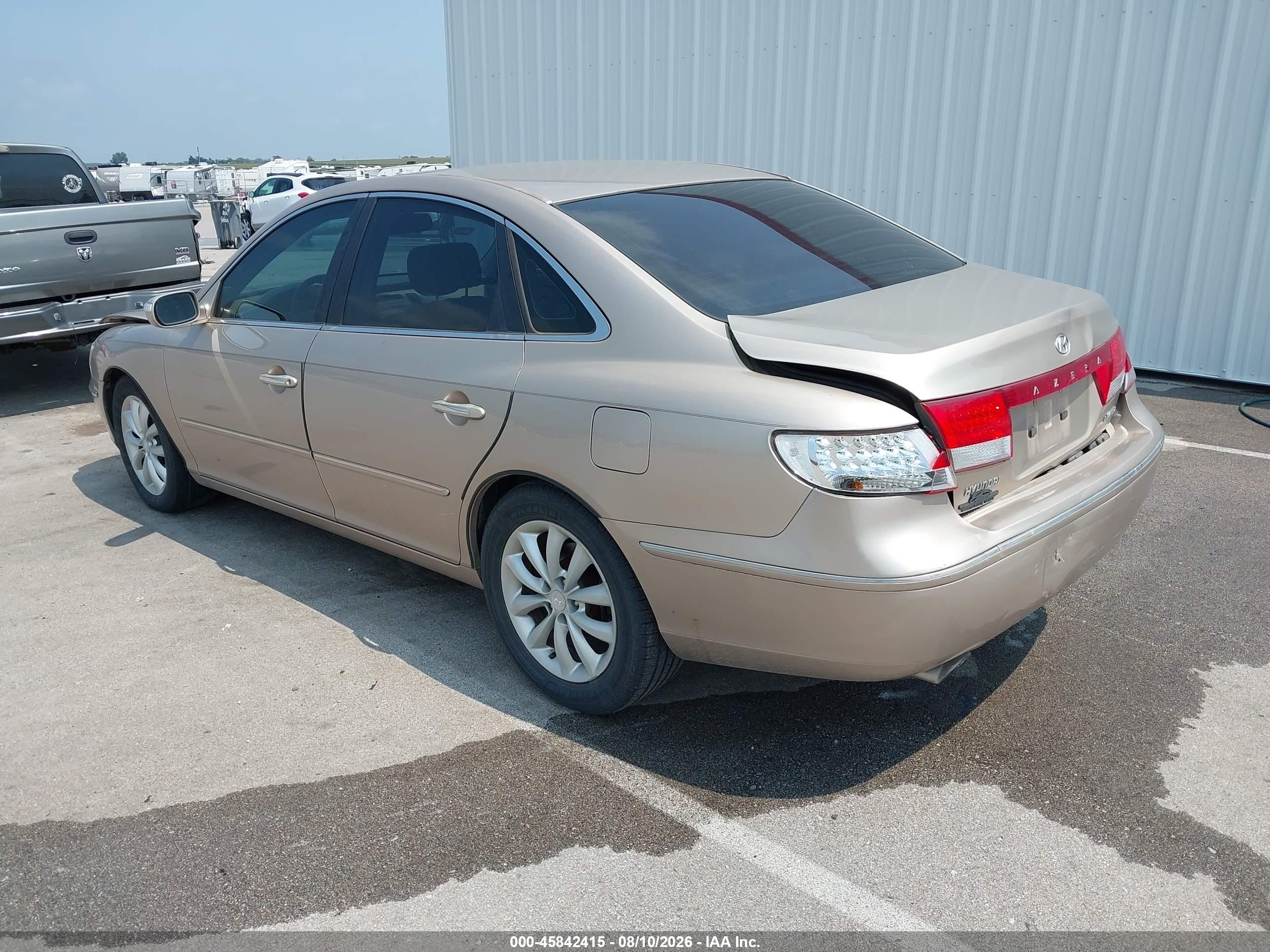 2007 Hyundai Azera Limited/se Brown vin: KMHFC46F67A179570