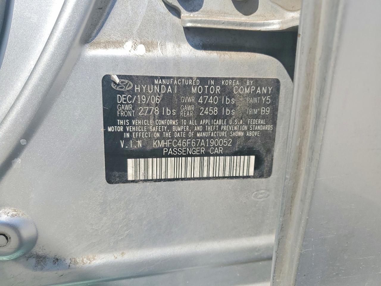 2007 Hyundai Azera Silver vin: KMHFC46F67A190052