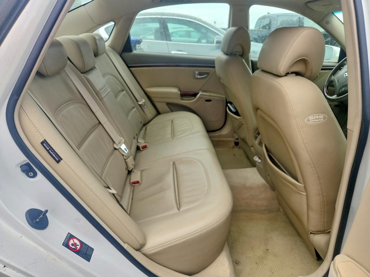 2007 Hyundai Azera Se White vin: KMHFC46F67A227861