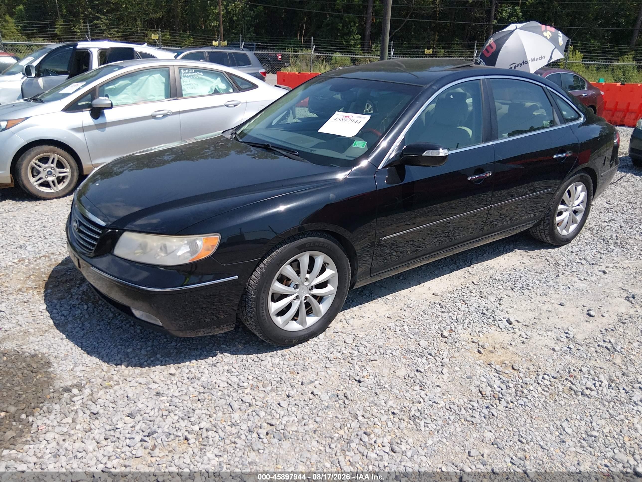 2008 Hyundai Azera Limited Black vin: KMHFC46F68A331932