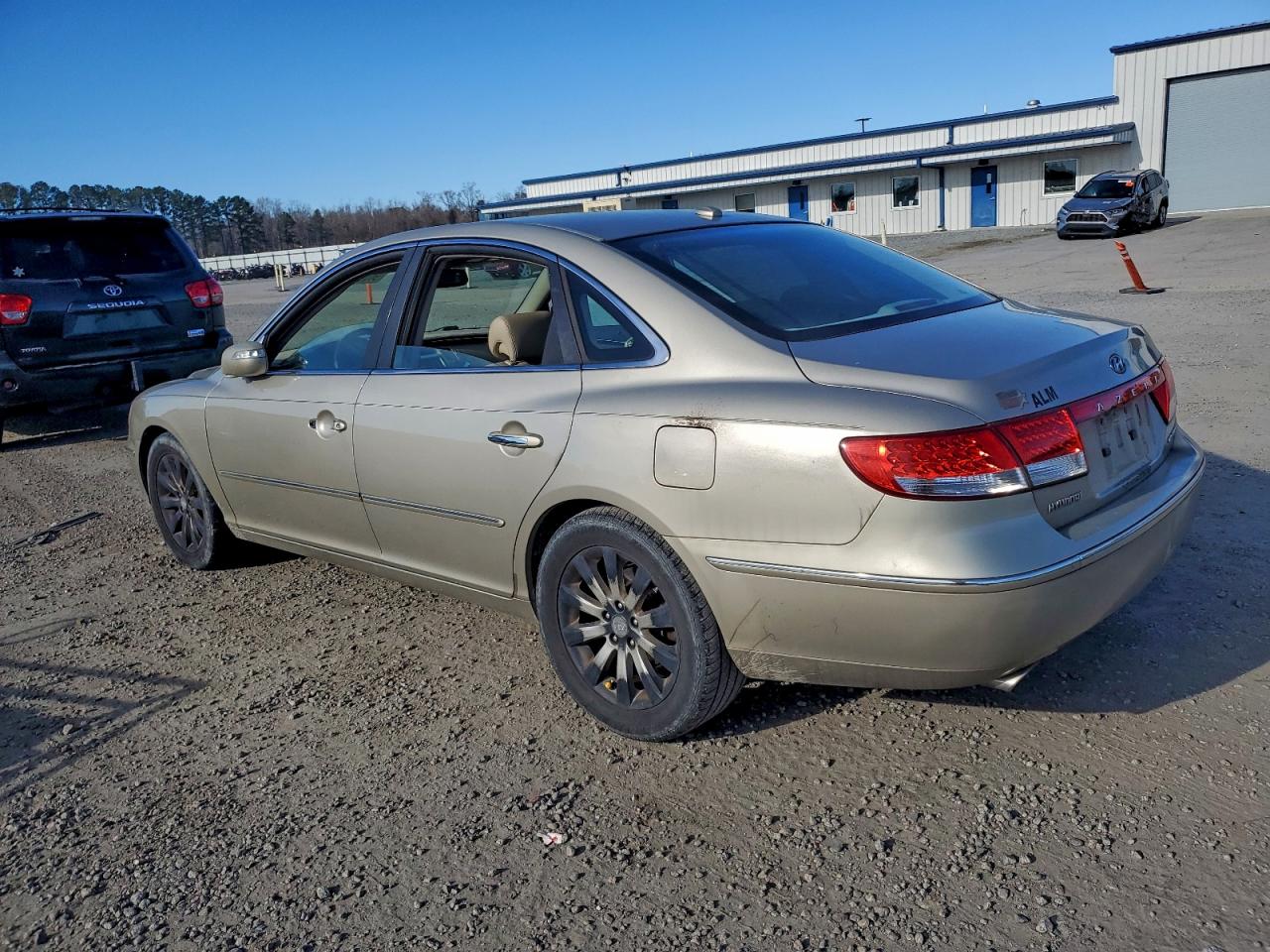 2009 Hyundai Azera Se Золотой vin: KMHFC46F69A366844