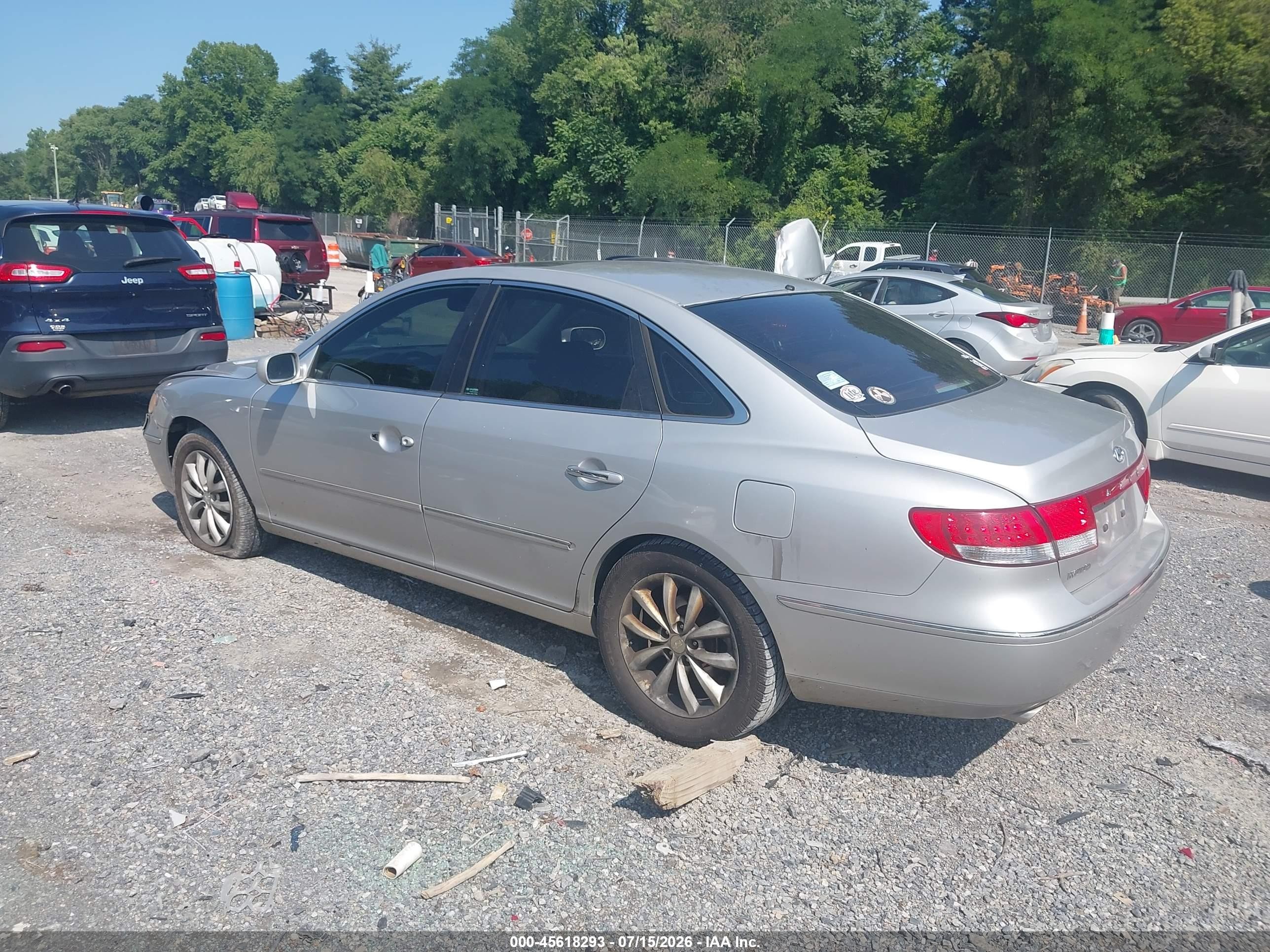 2006 Hyundai Azera Limited/se Серебряный vin: KMHFC46F76A050932