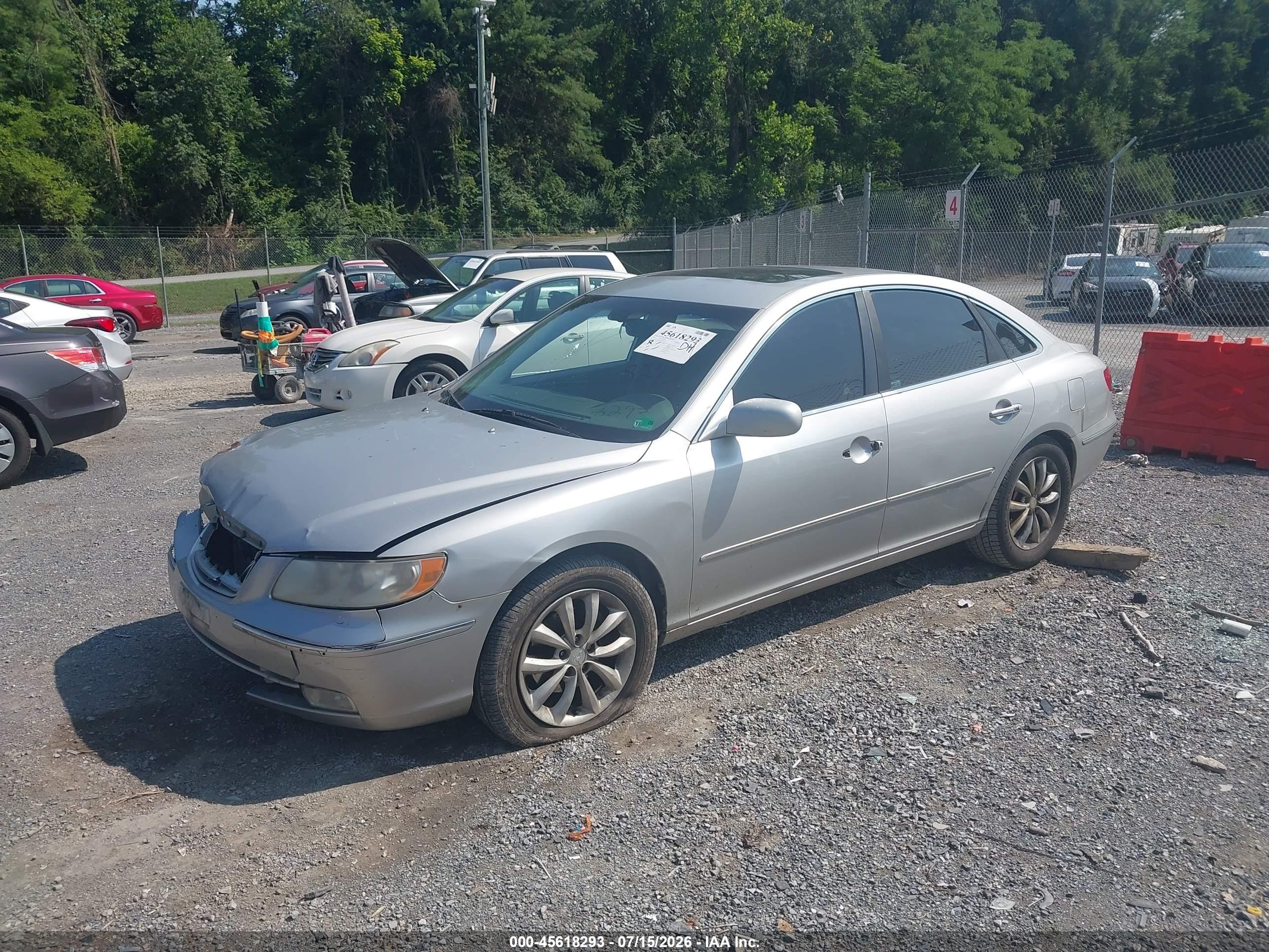 2006 Hyundai Azera Limited/se Серебряный vin: KMHFC46F76A050932