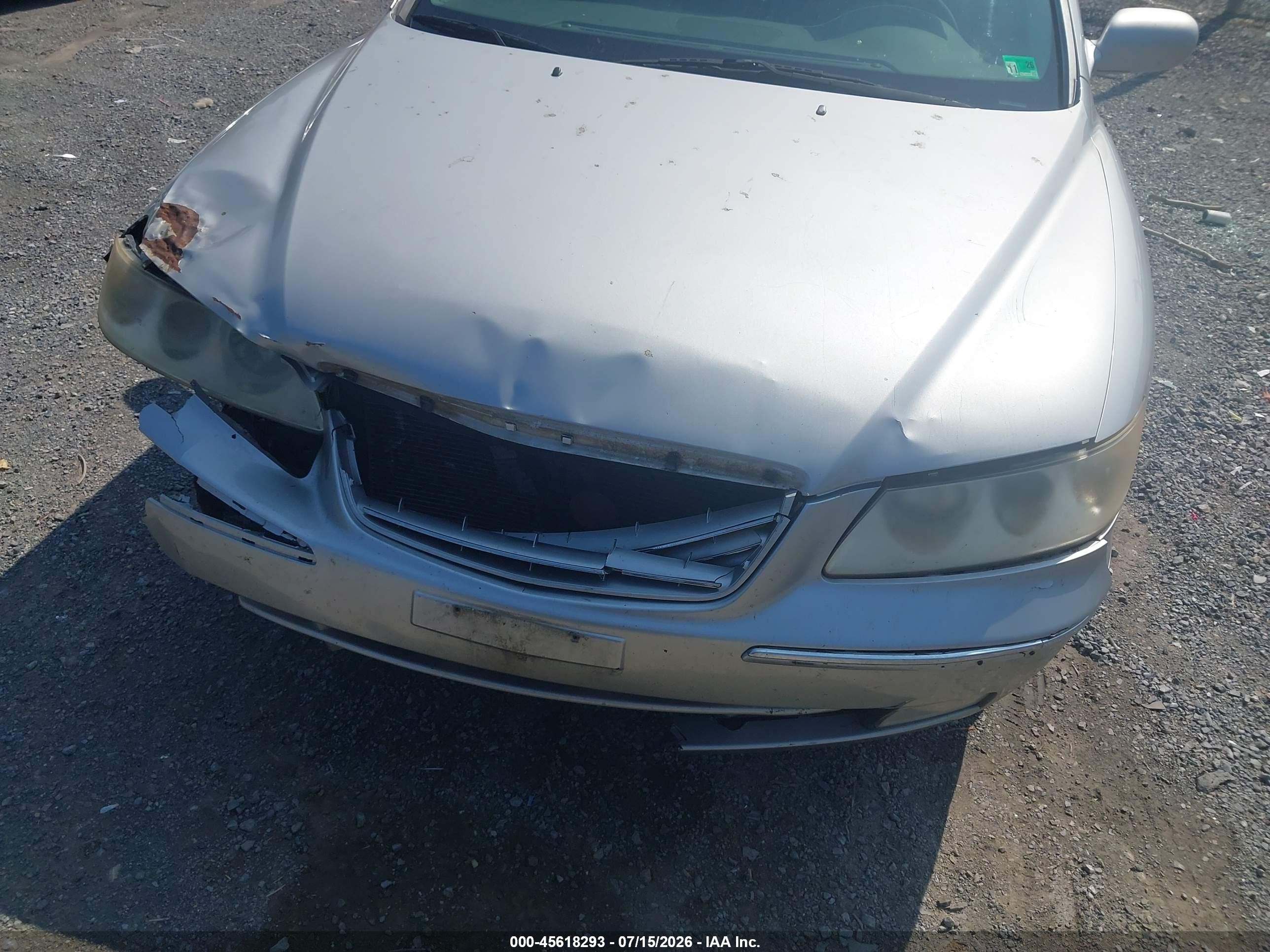 2006 Hyundai Azera Limited/se Серебряный vin: KMHFC46F76A050932