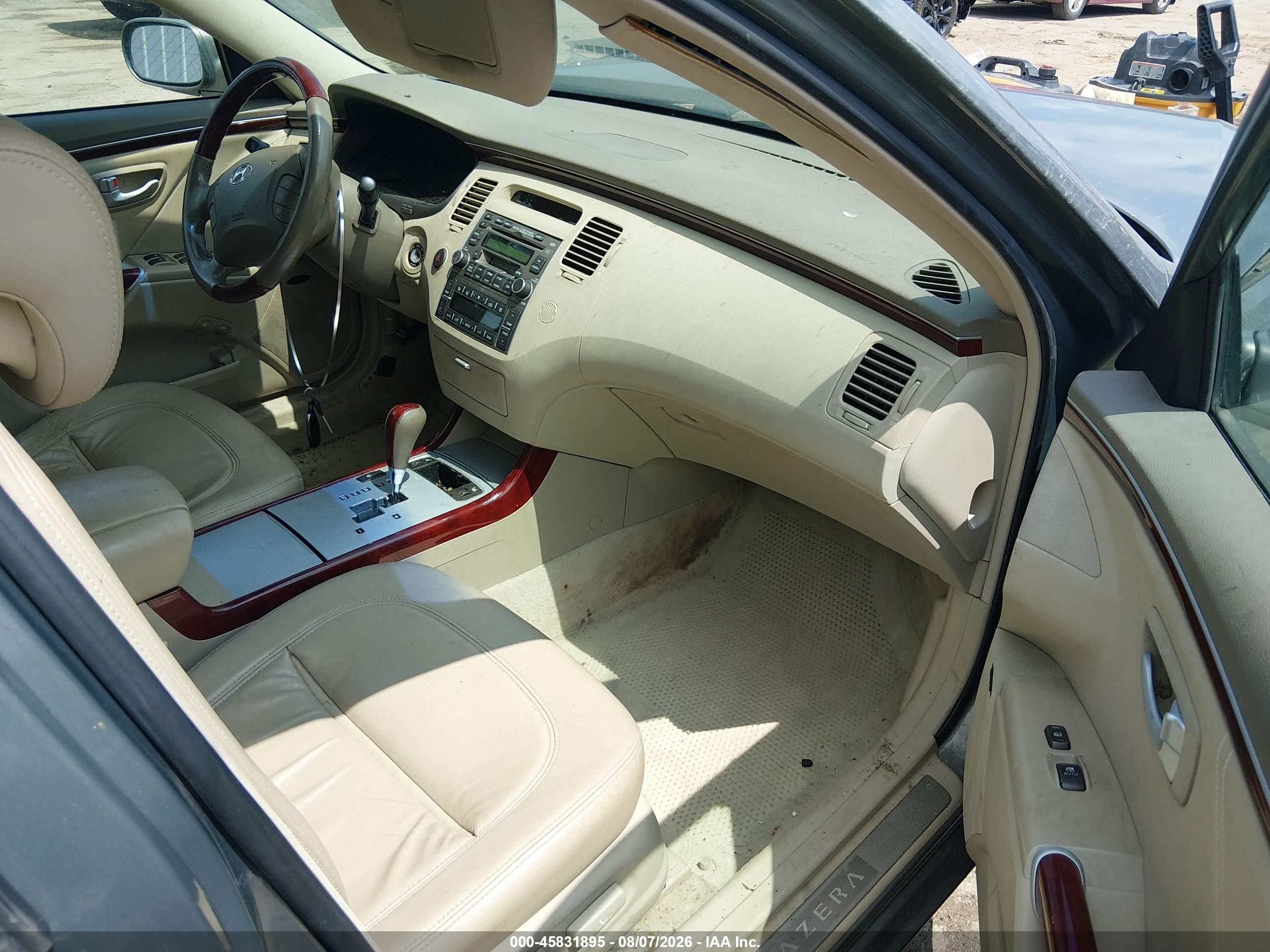 2006 Hyundai Azera Limited/se Gray vin: KMHFC46F76A134989