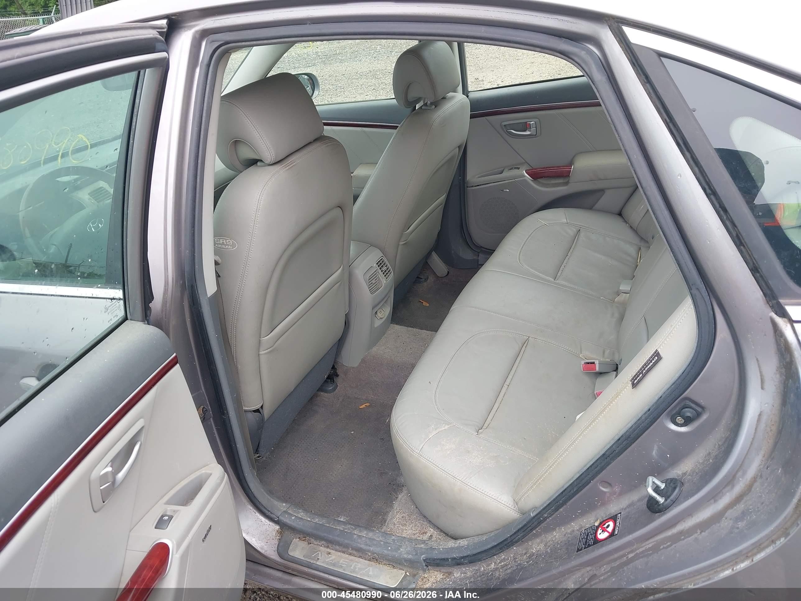 2008 Hyundai Azera Limited Gray vin: KMHFC46F78A290310