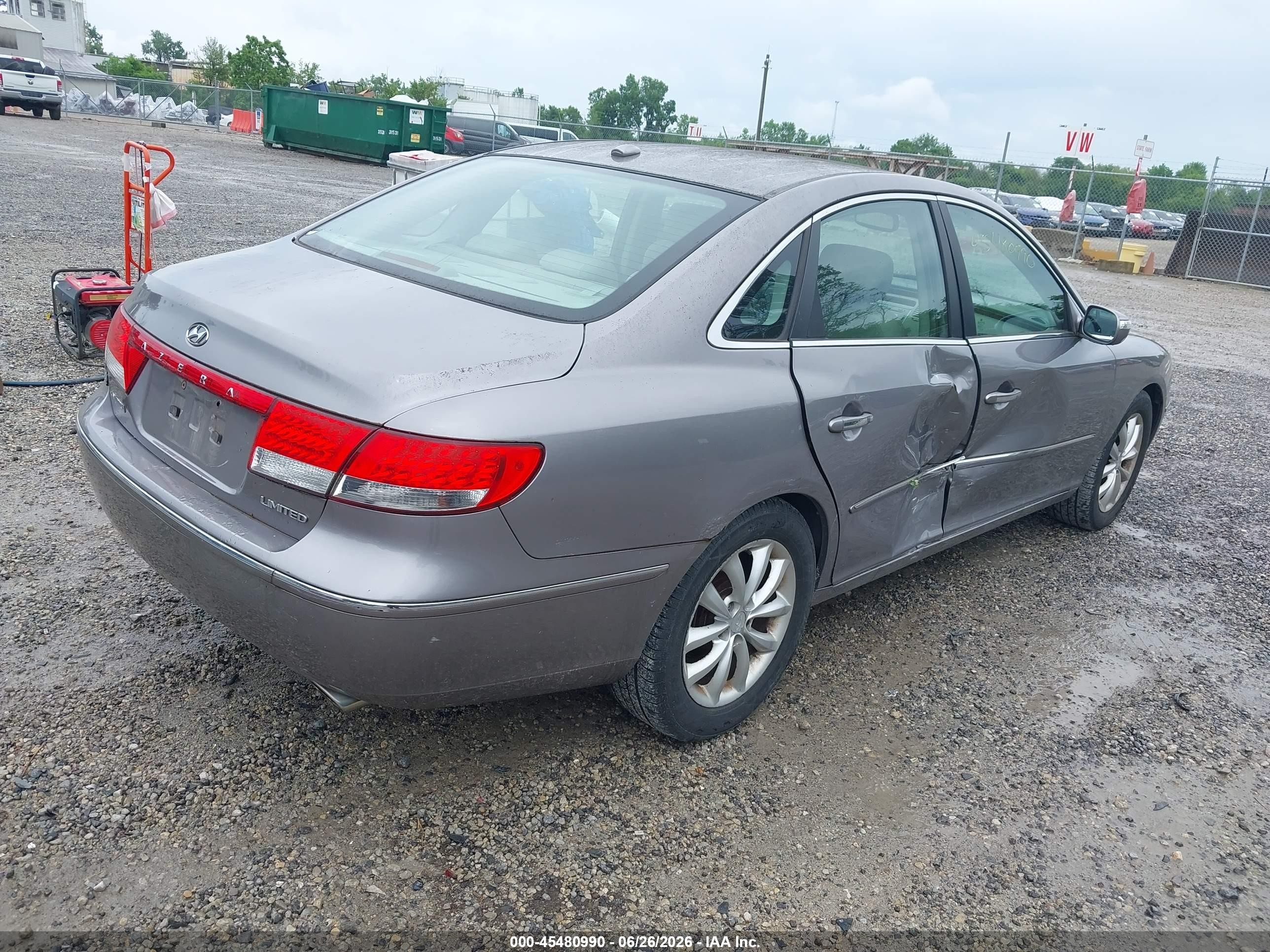 2008 Hyundai Azera Limited Gray vin: KMHFC46F78A290310