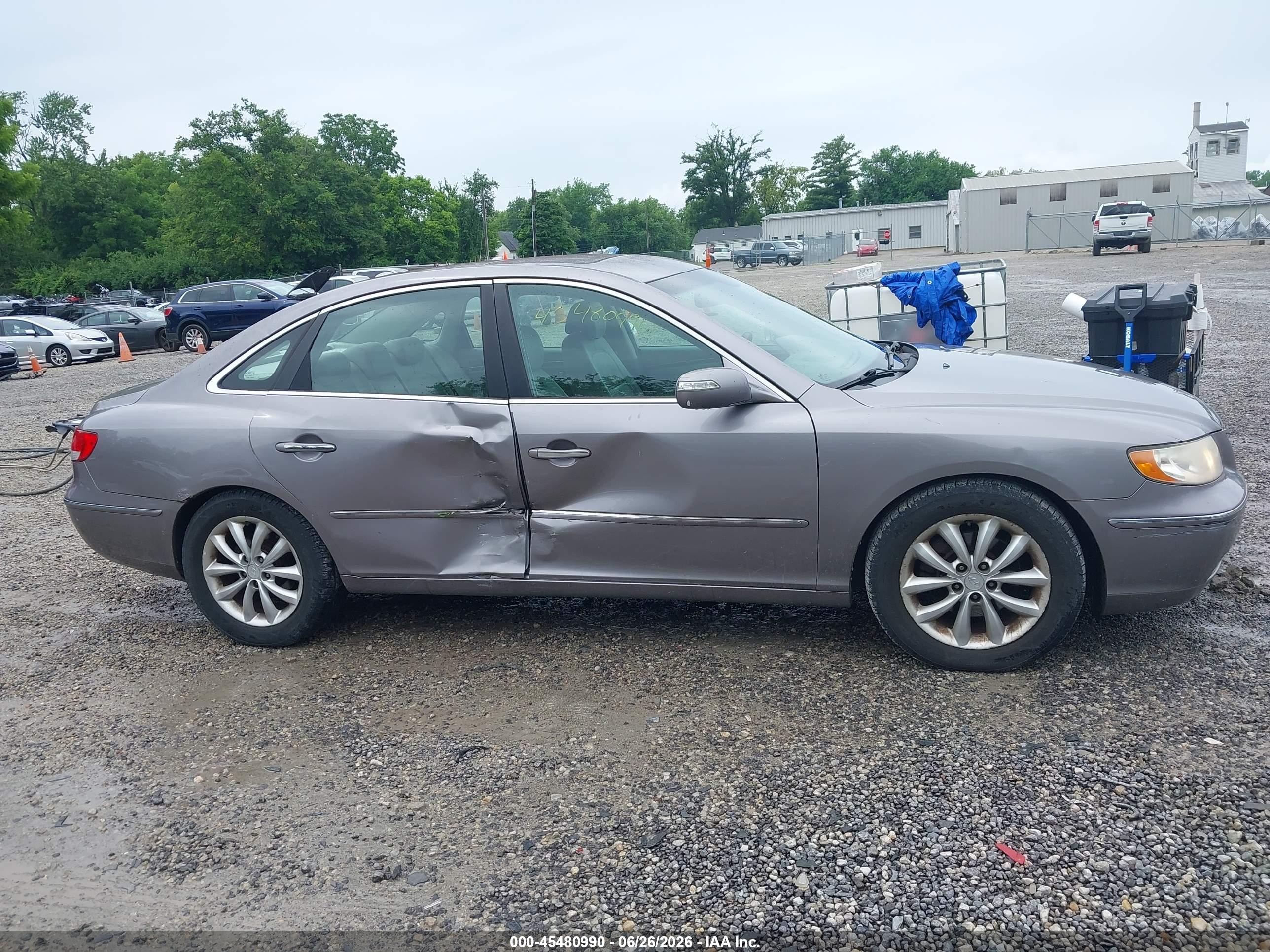 2008 Hyundai Azera Limited Gray vin: KMHFC46F78A290310