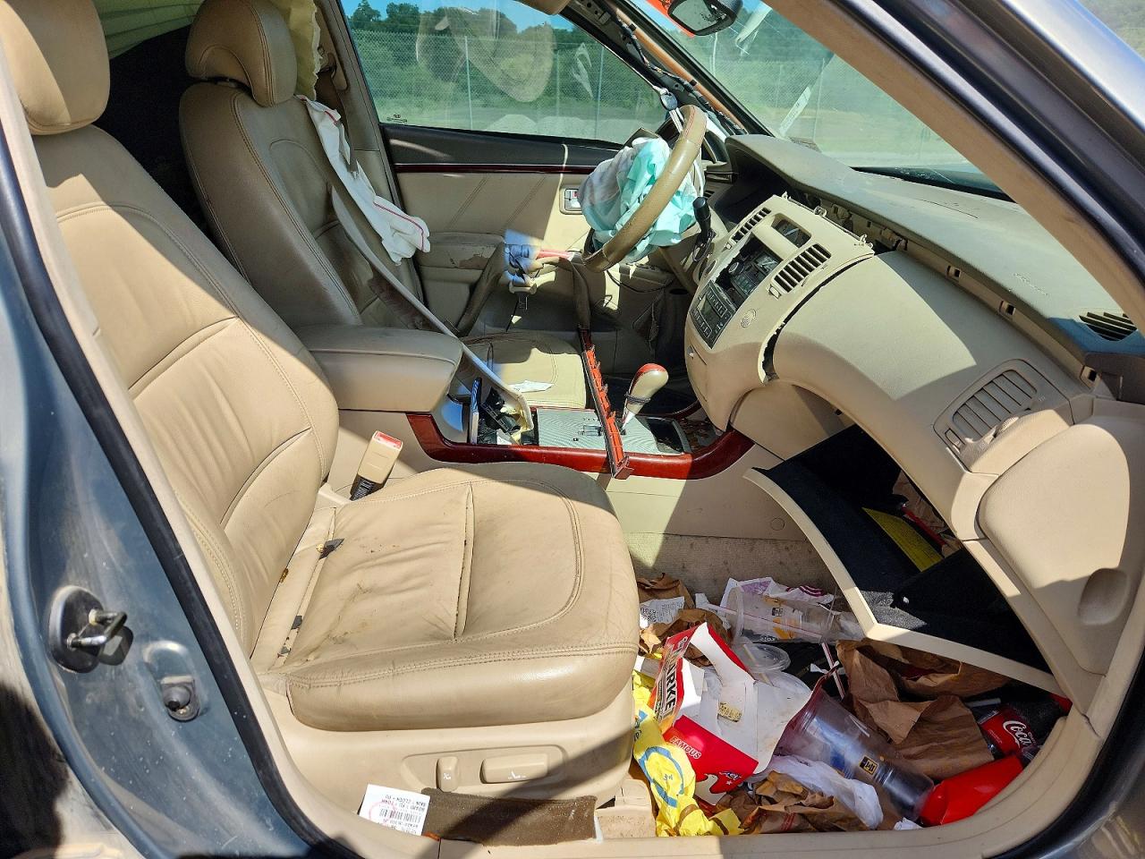 2006 Hyundai Azera Gray vin: KMHFC46F86A046355