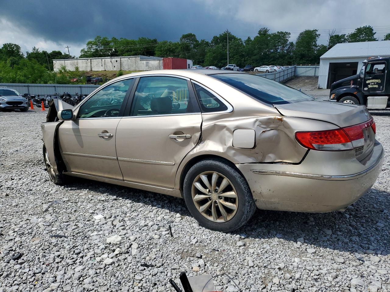 2007 Hyundai Azera Se Gold vin: KMHFC46F87A139104