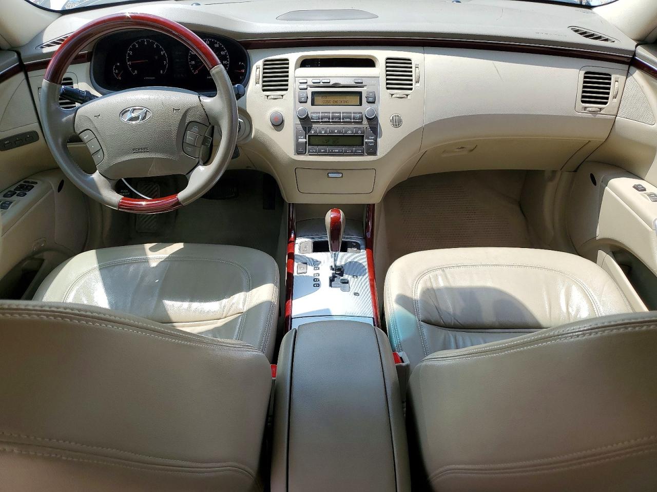 2007 Hyundai Azera Se White vin: KMHFC46F87A238229