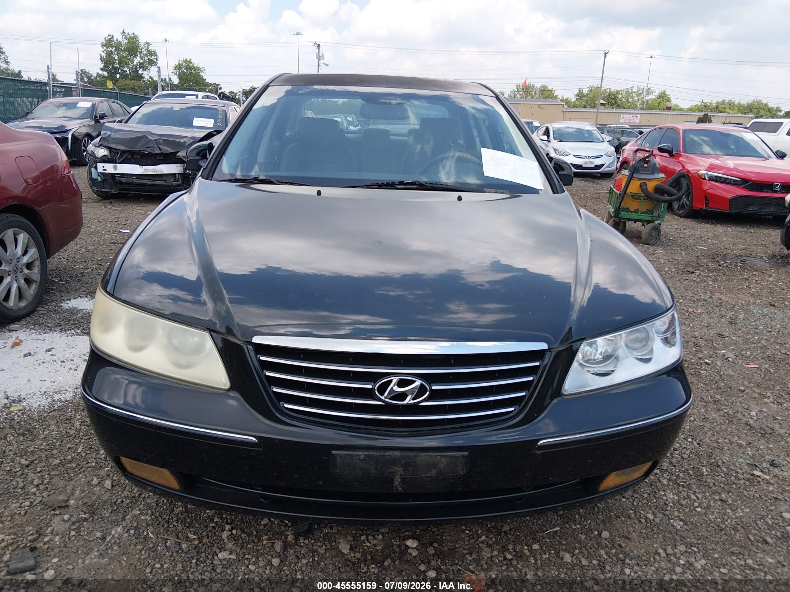 2008 Hyundai Azera Limited Black vin: KMHFC46F88A287643