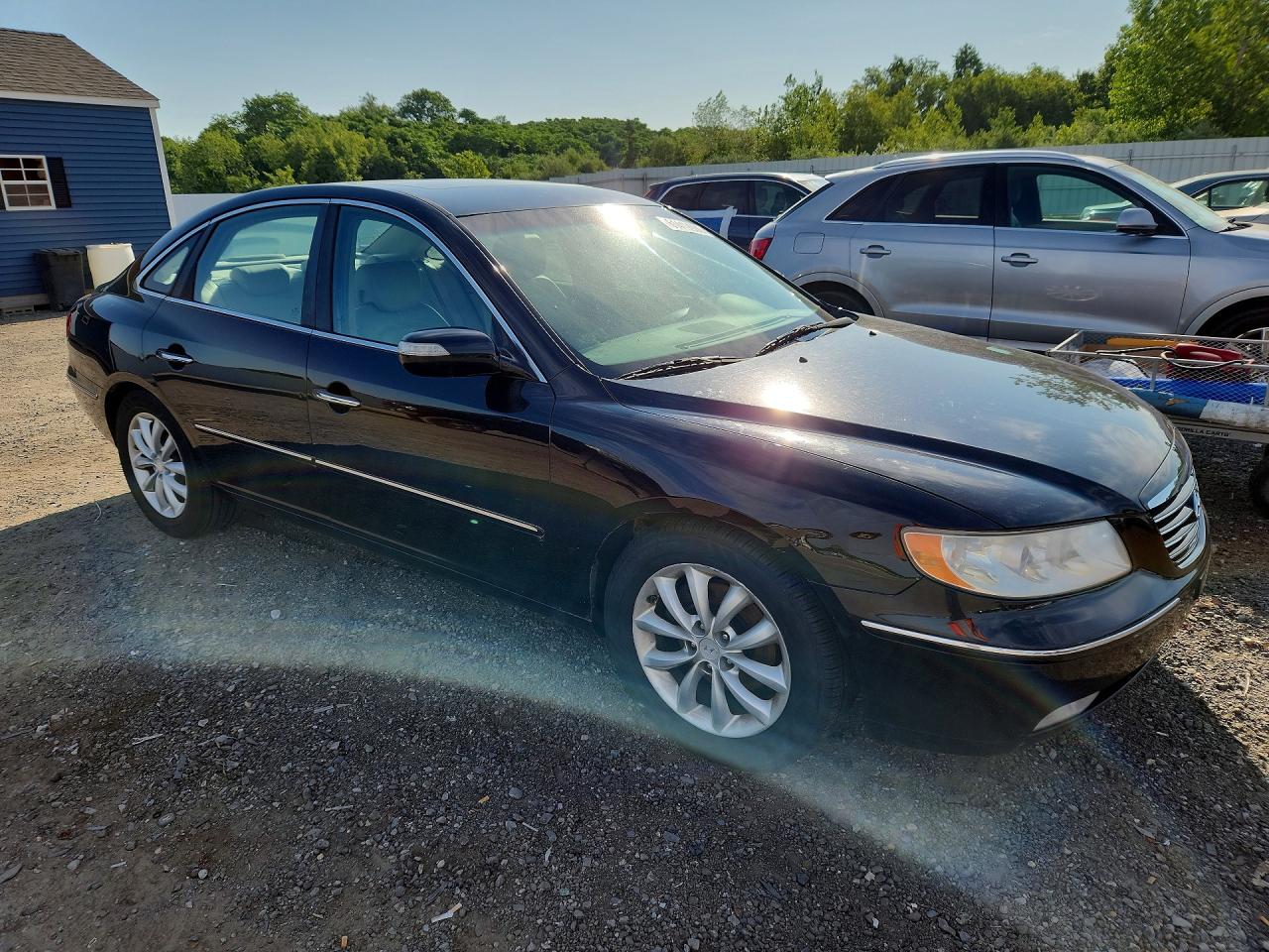 2008 Hyundai Azera Limited Black vin: KMHFC46F88A316798