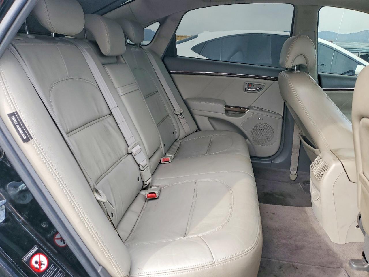 2009 Hyundai Azera Se Черный vin: KMHFC46F89A426798