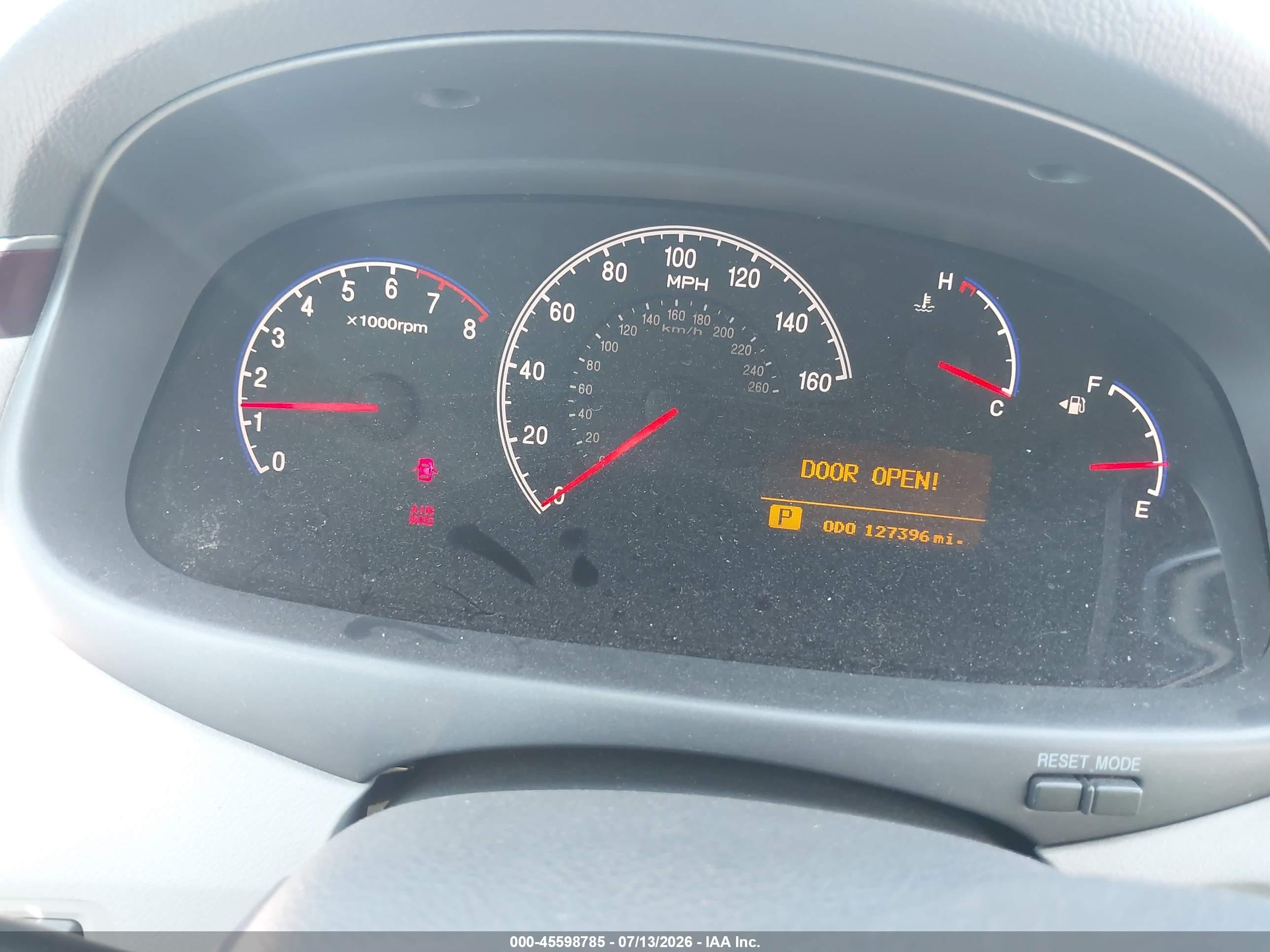 2006 Hyundai Azera Limited/se Silver vin: KMHFC46F96A060393