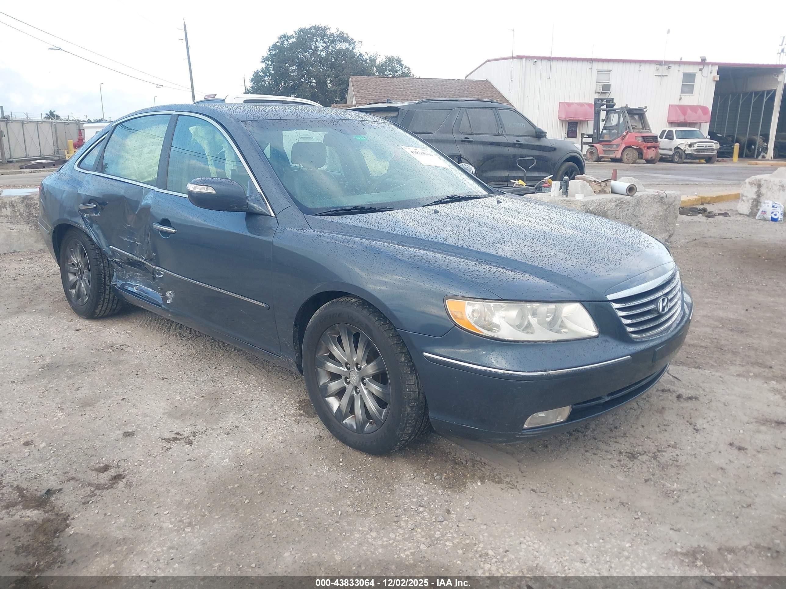 2009 Hyundai Azera Limited Blue vin: KMHFC46F99A392340