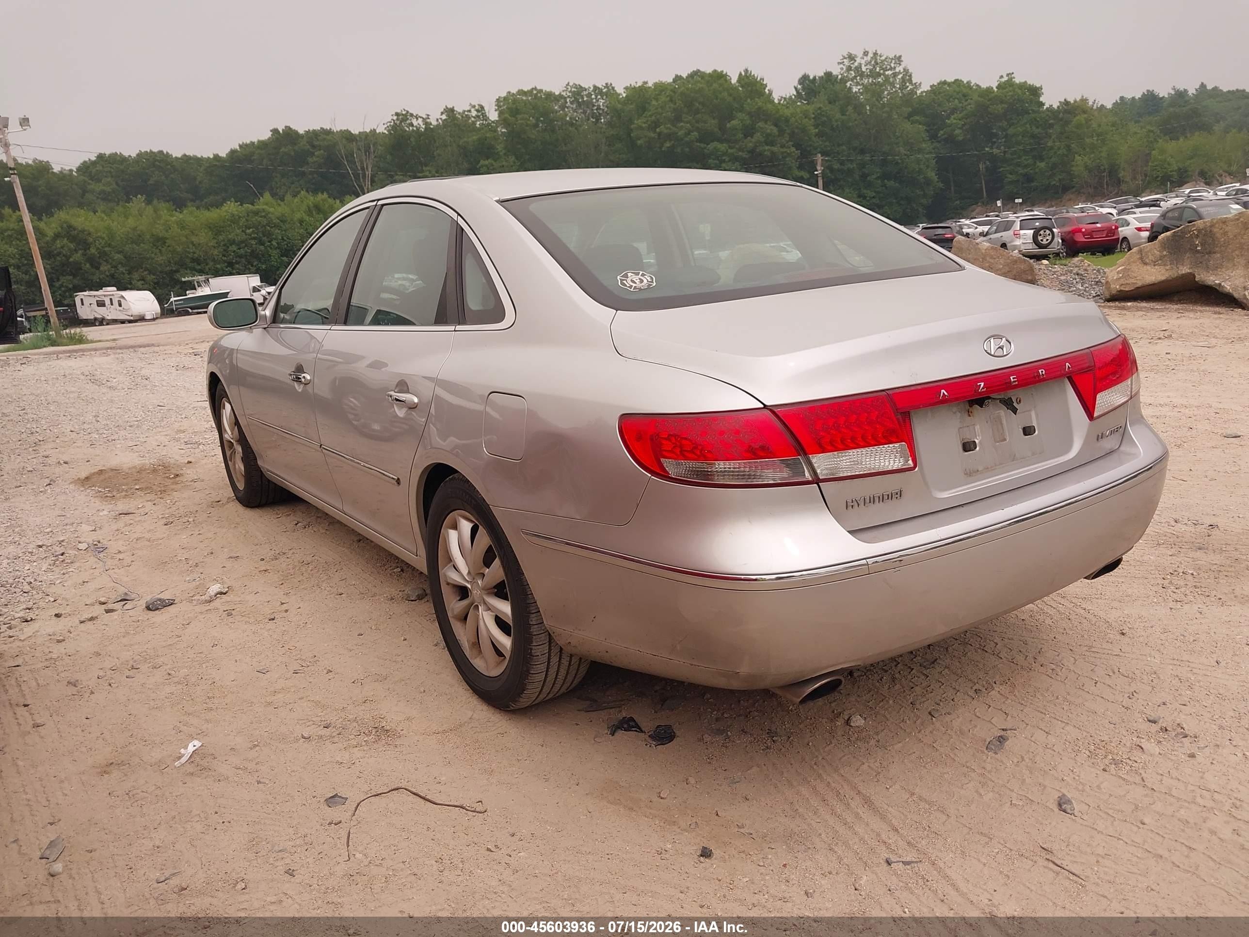 2006 Hyundai Azera Limited/se Silver vin: KMHFC46FX6A040475