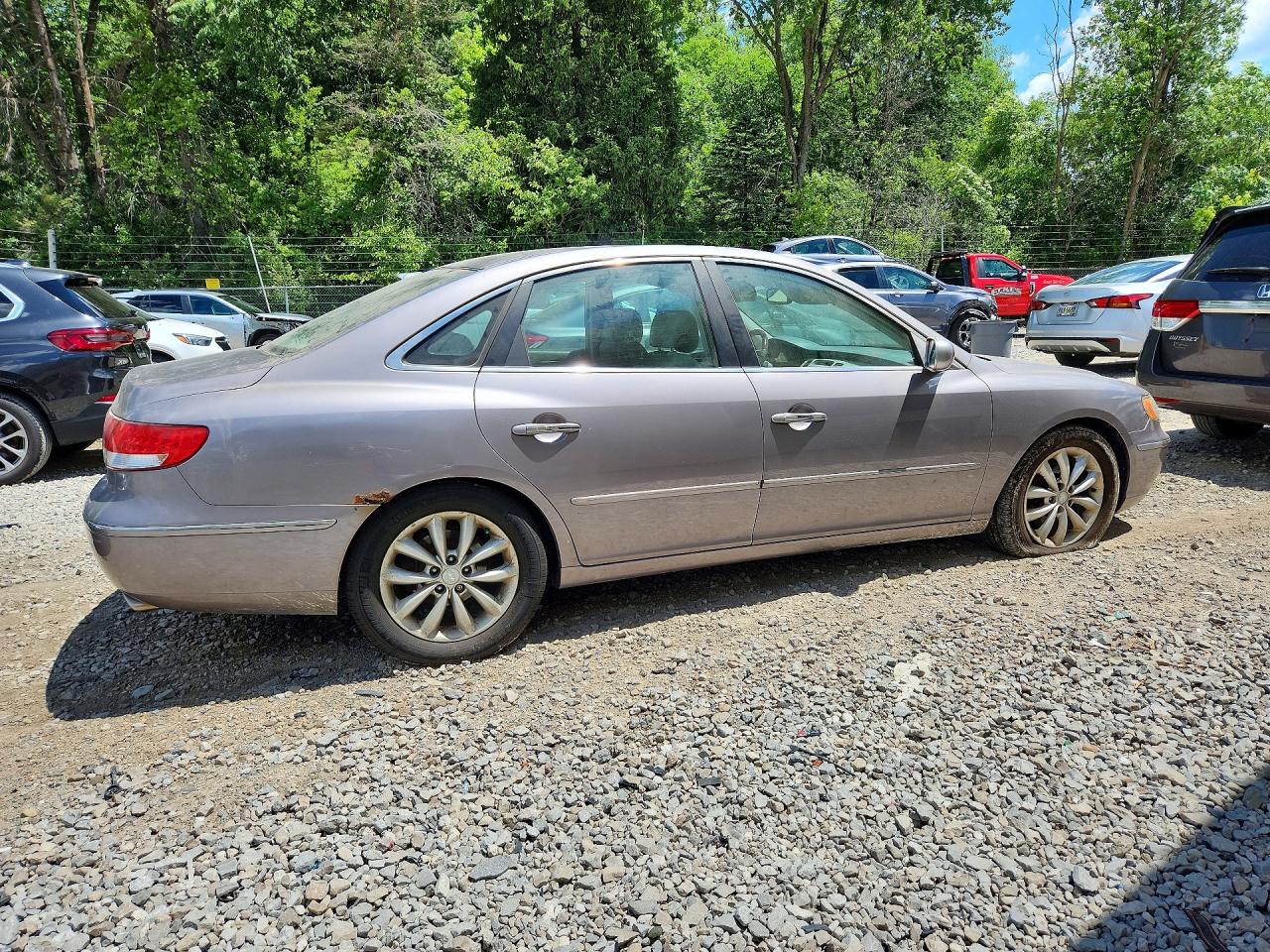 2006 Hyundai Azera Se Tan vin: KMHFC46FX6A085934