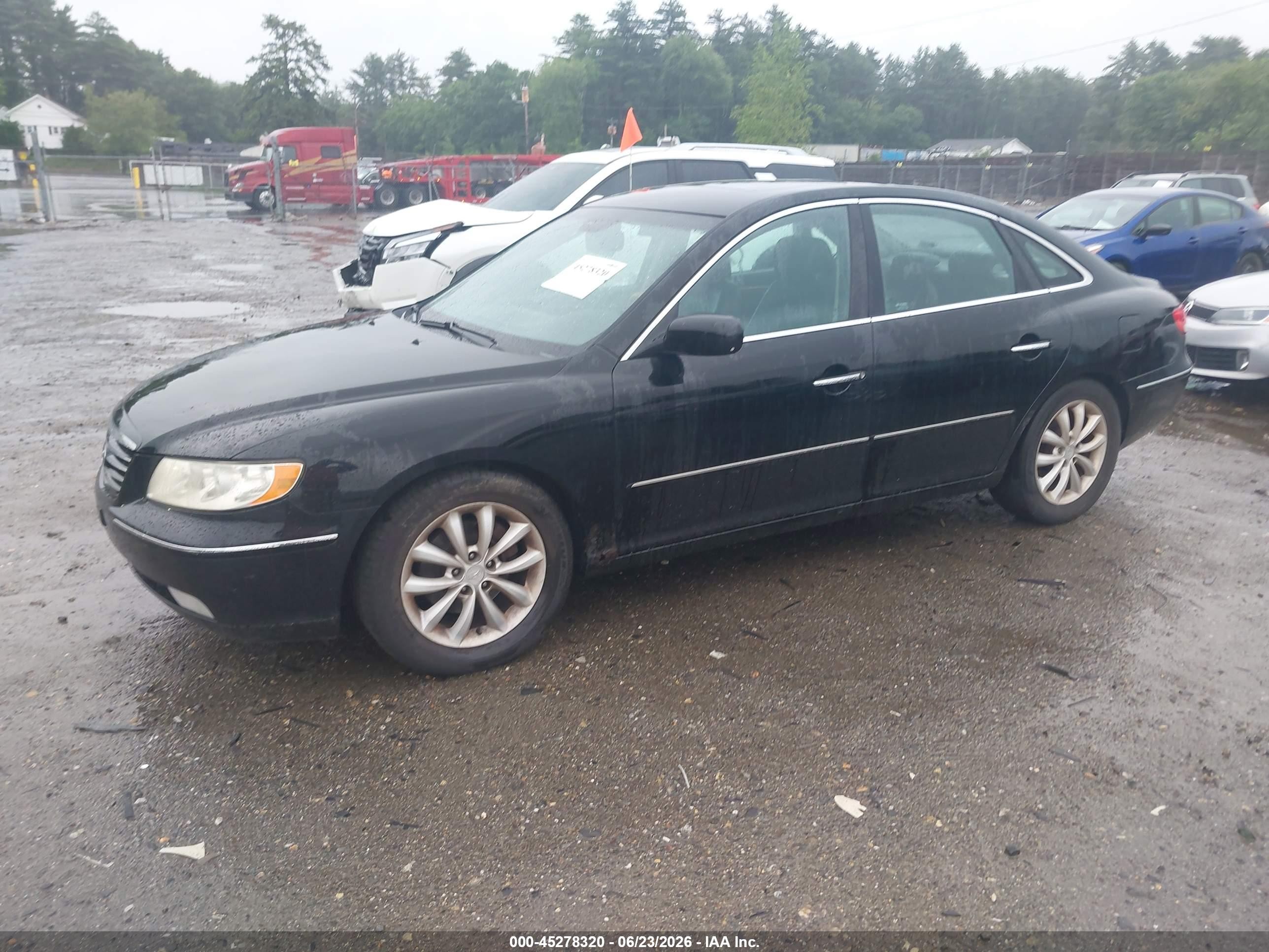 2006 Hyundai Azera Limited/se Black vin: KMHFC46FX6A118477