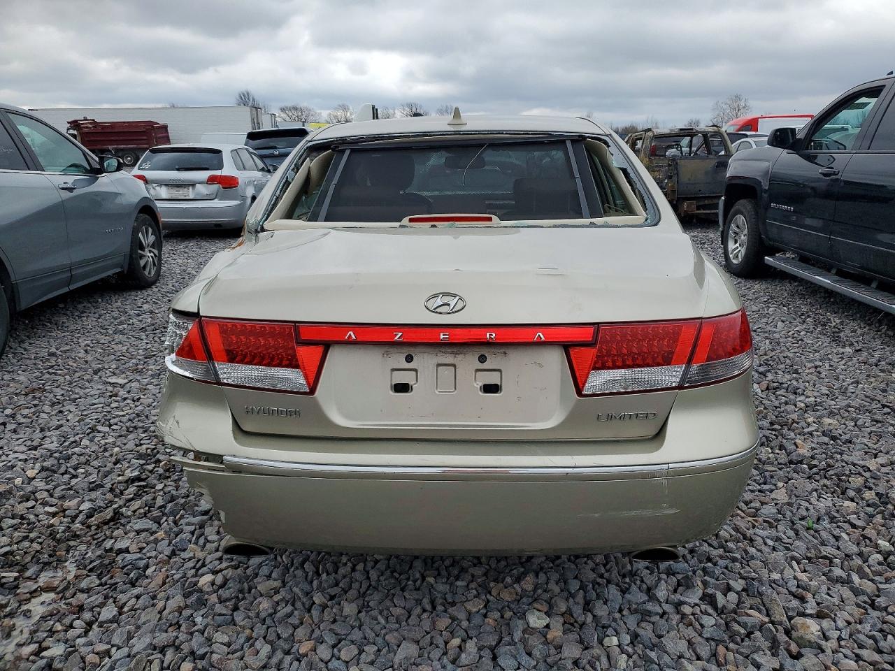 2009 Hyundai Azera Se Gold vin: KMHFC46FX9A343261