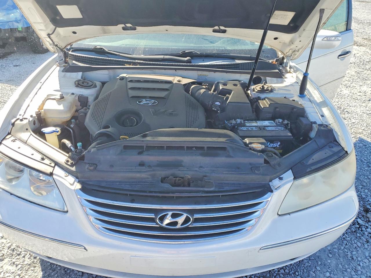 2009 Hyundai Azera Se White vin: KMHFC46FX9A360495