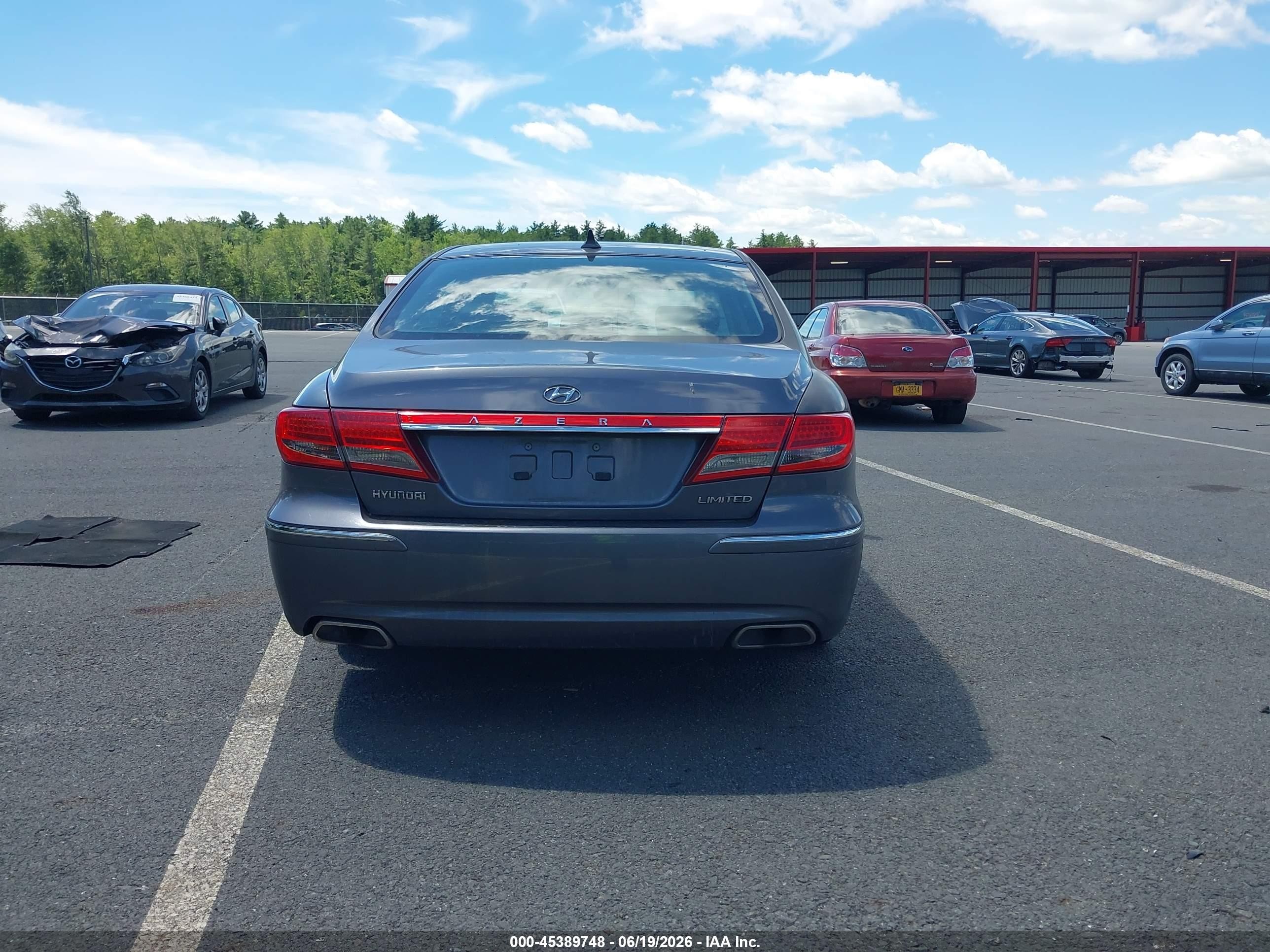 2011 Hyundai Azera Limited Gray vin: KMHFC4DF1BA536407