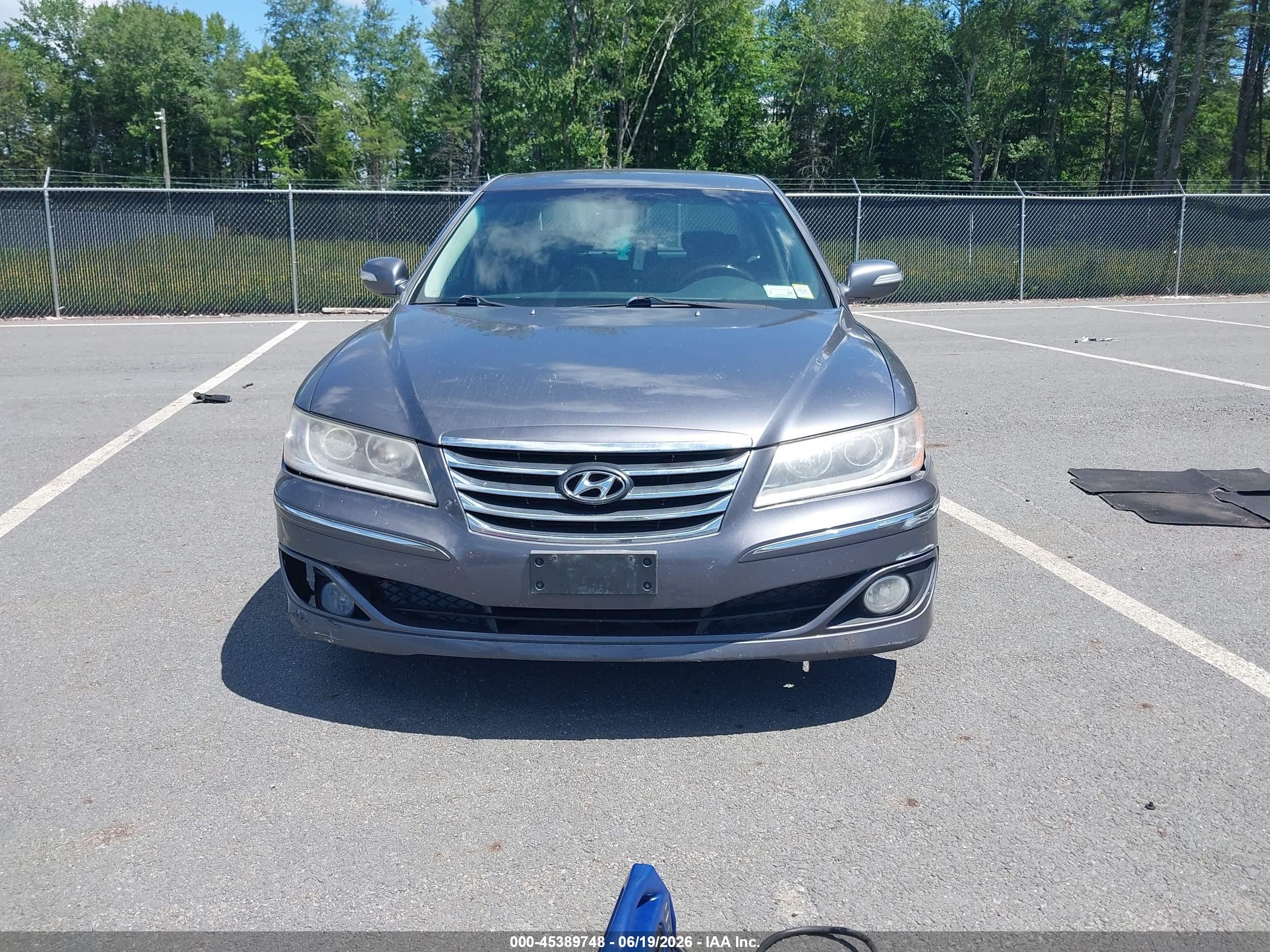 2011 Hyundai Azera Limited Gray vin: KMHFC4DF1BA536407