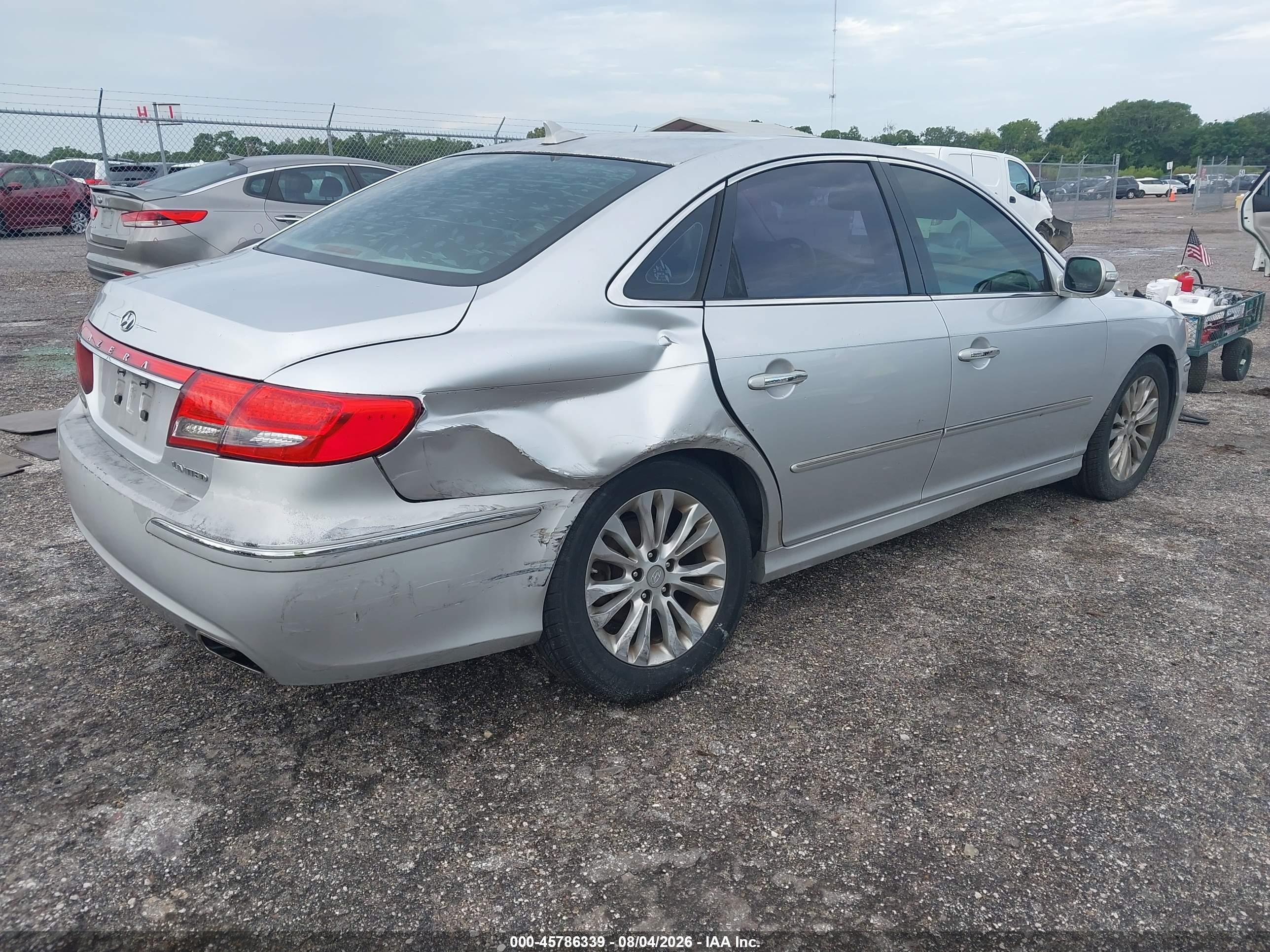 2011 Hyundai Azera Limited Серебряный vin: KMHFC4DF2BA536156