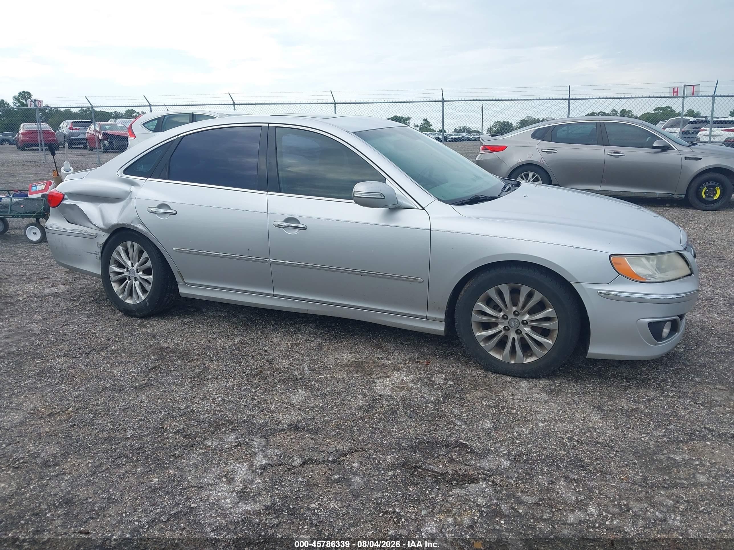2011 Hyundai Azera Limited Серебряный vin: KMHFC4DF2BA536156