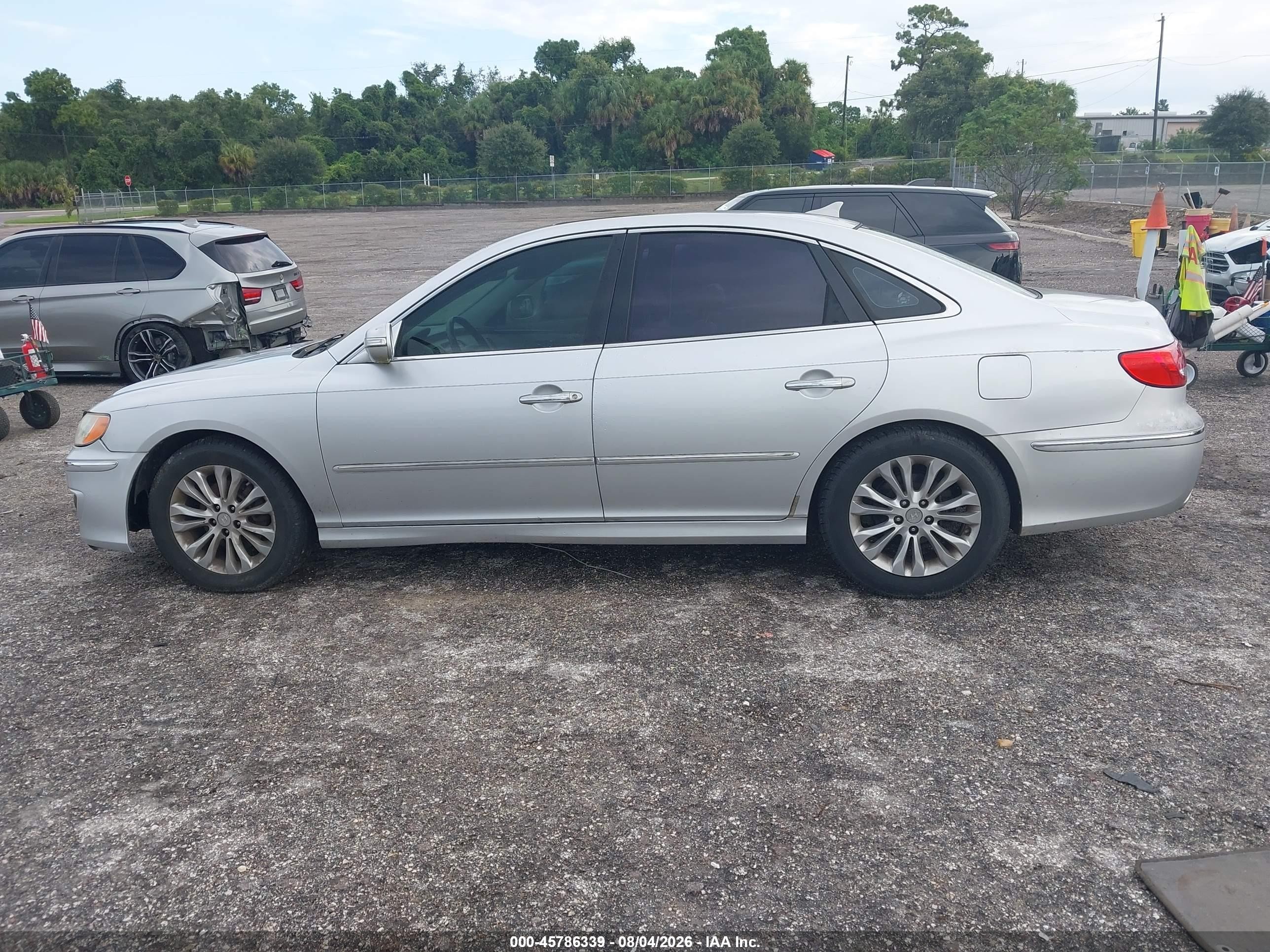 2011 Hyundai Azera Limited Серебряный vin: KMHFC4DF2BA536156