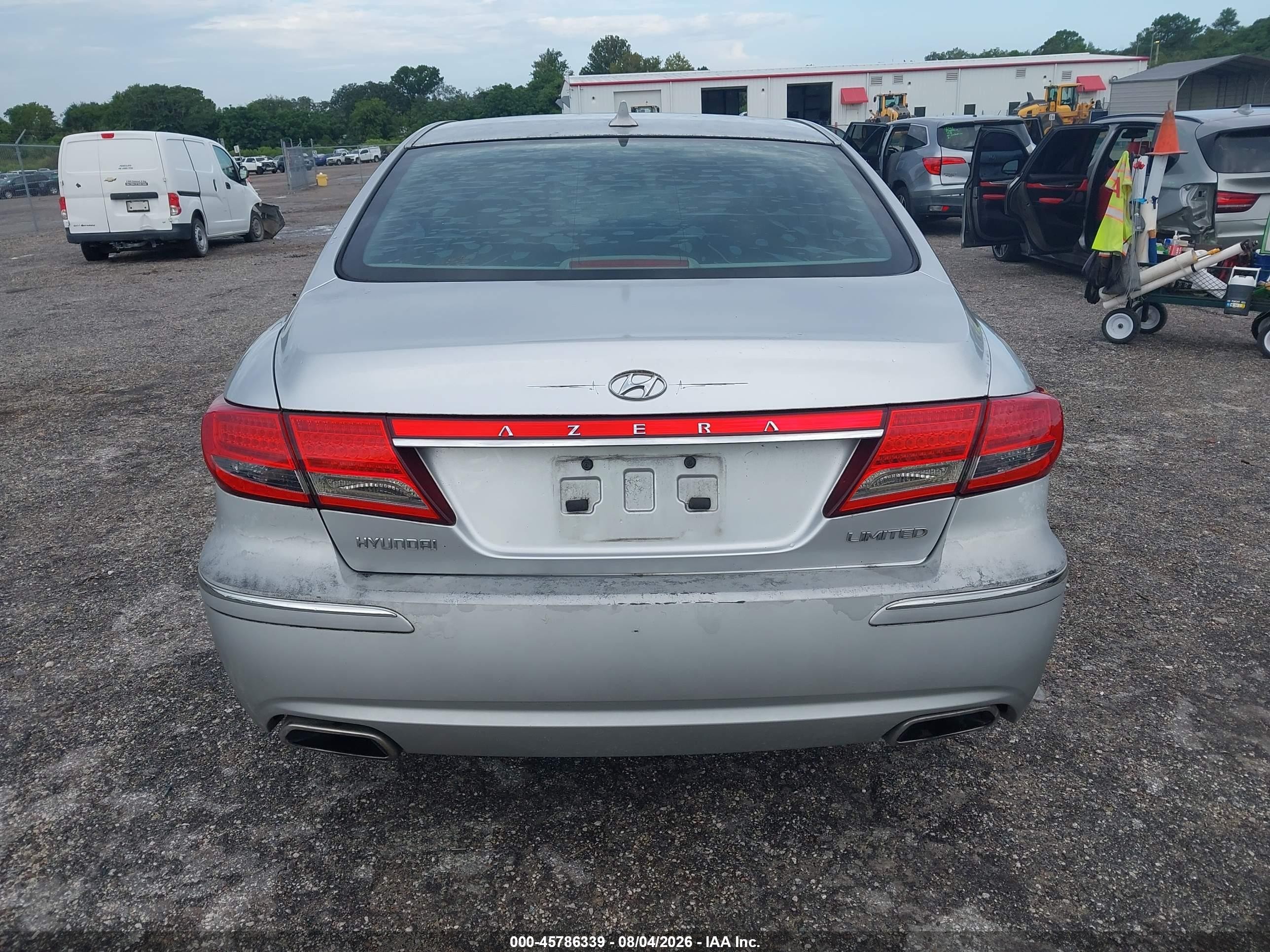 2011 Hyundai Azera Limited Серебряный vin: KMHFC4DF2BA536156