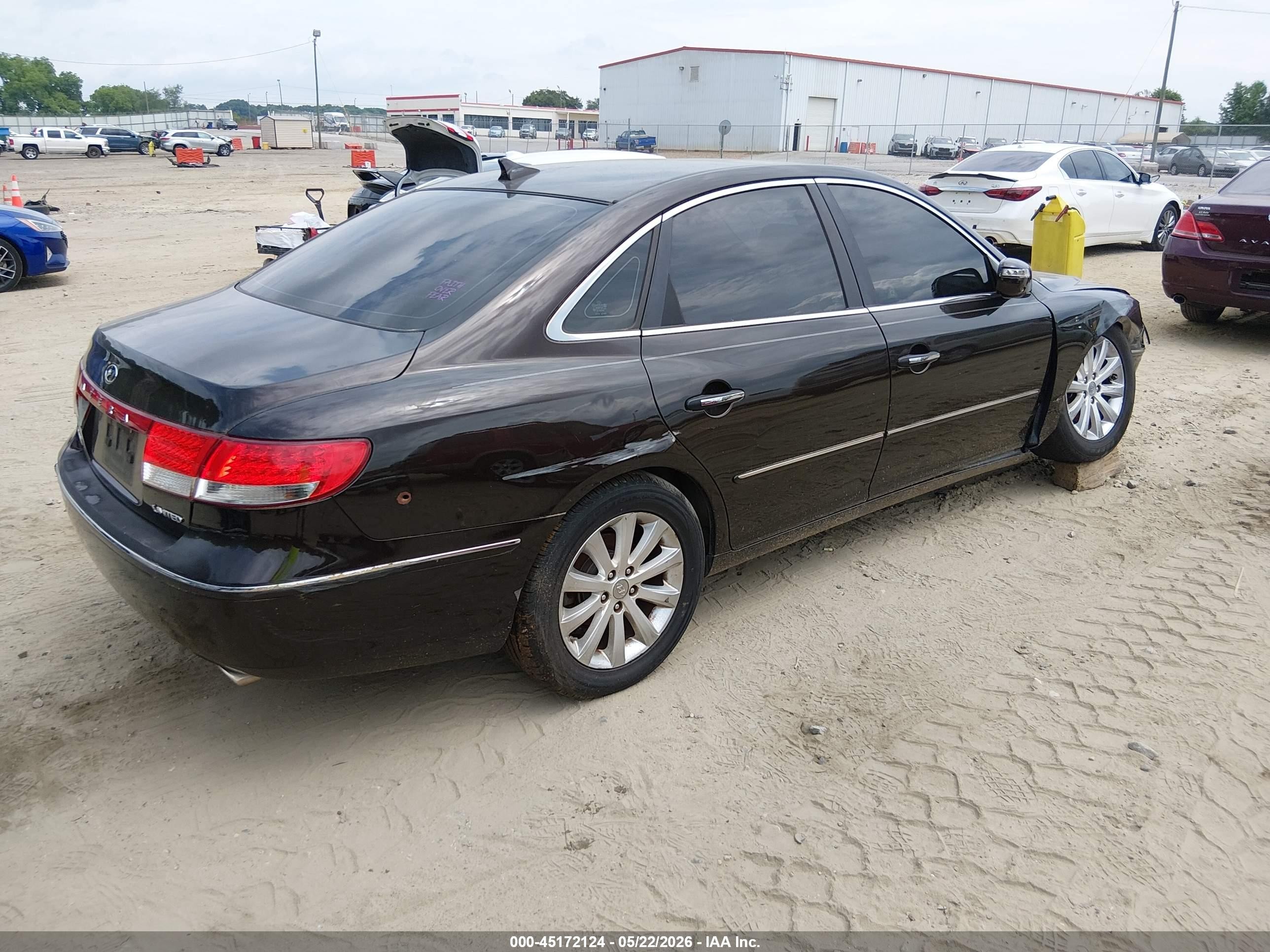 2010 Hyundai Azera Limited Brown vin: KMHFC4DF5AA513517
