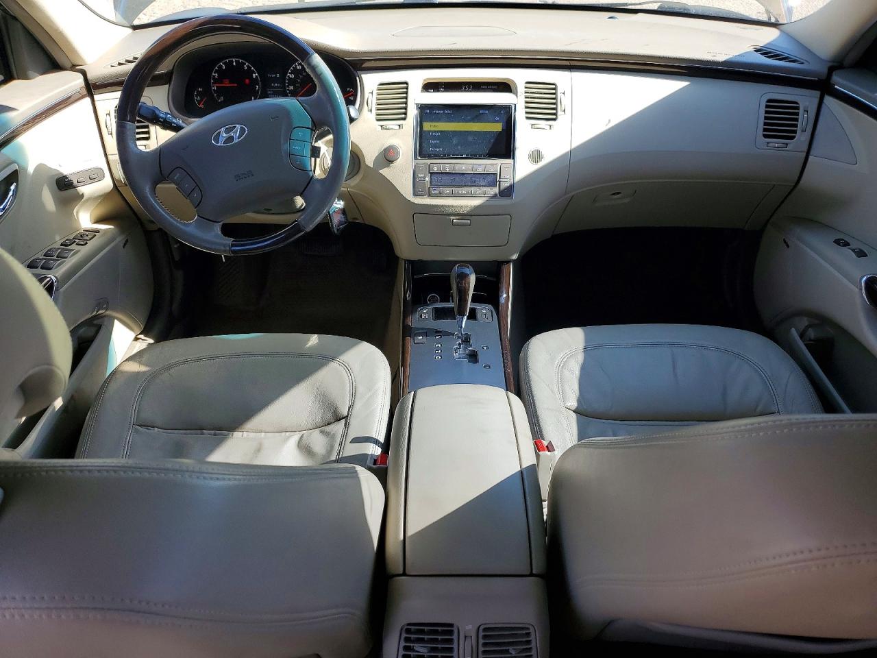2011 Hyundai Azera Limited Коричневый vin: KMHFC4DF7BA516758