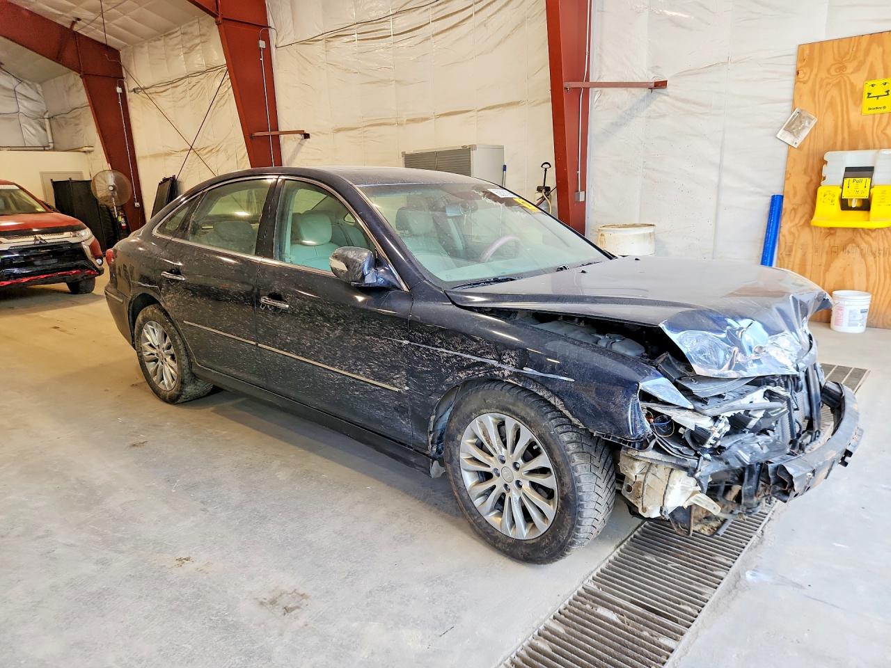 2011 Hyundai Azera Limited Black vin: KMHFC4DF9BA537272