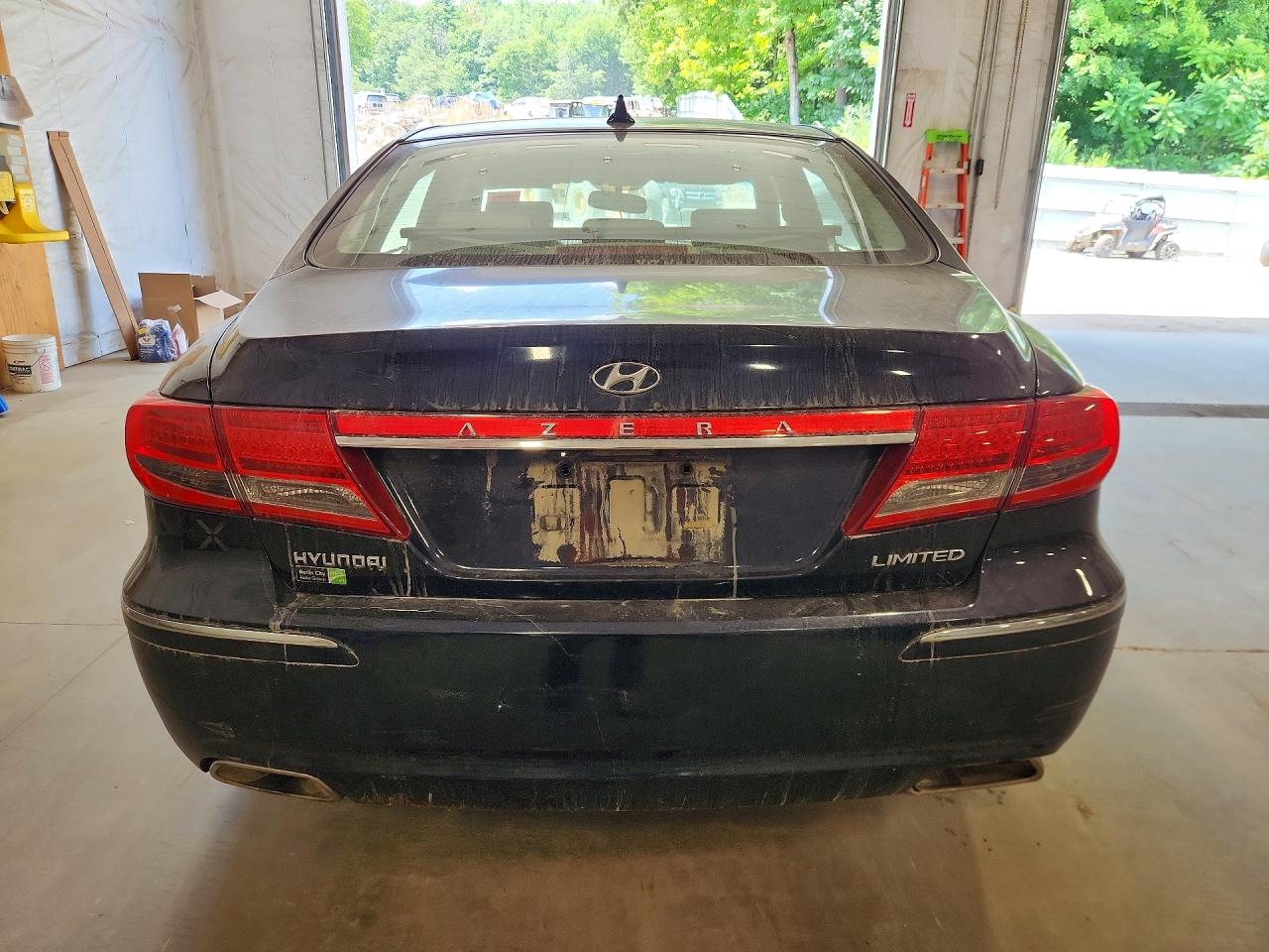 2011 Hyundai Azera Limited Black vin: KMHFC4DF9BA537272