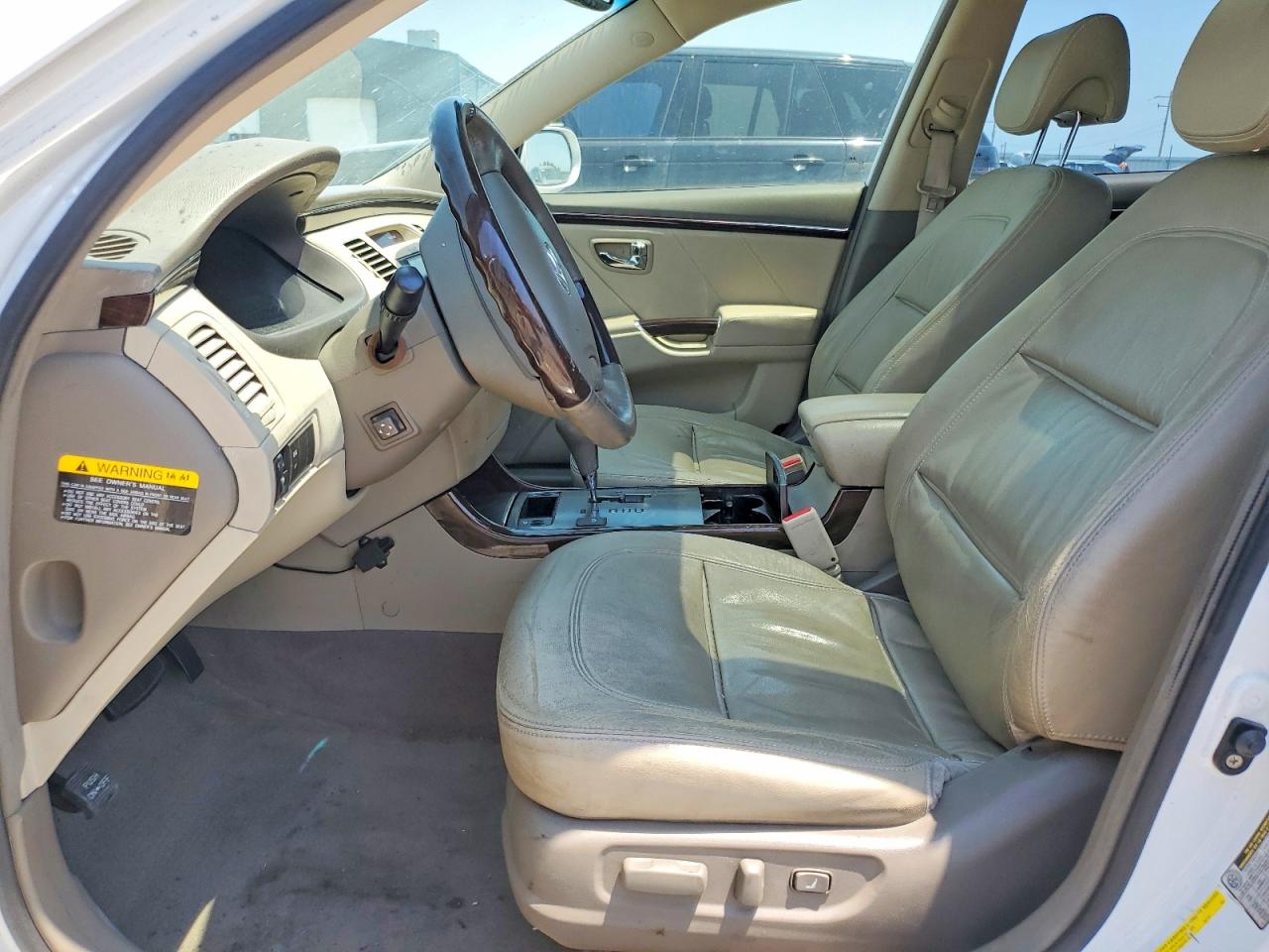 2011 Hyundai Azera Limited White vin: KMHFC4DF9BA539474