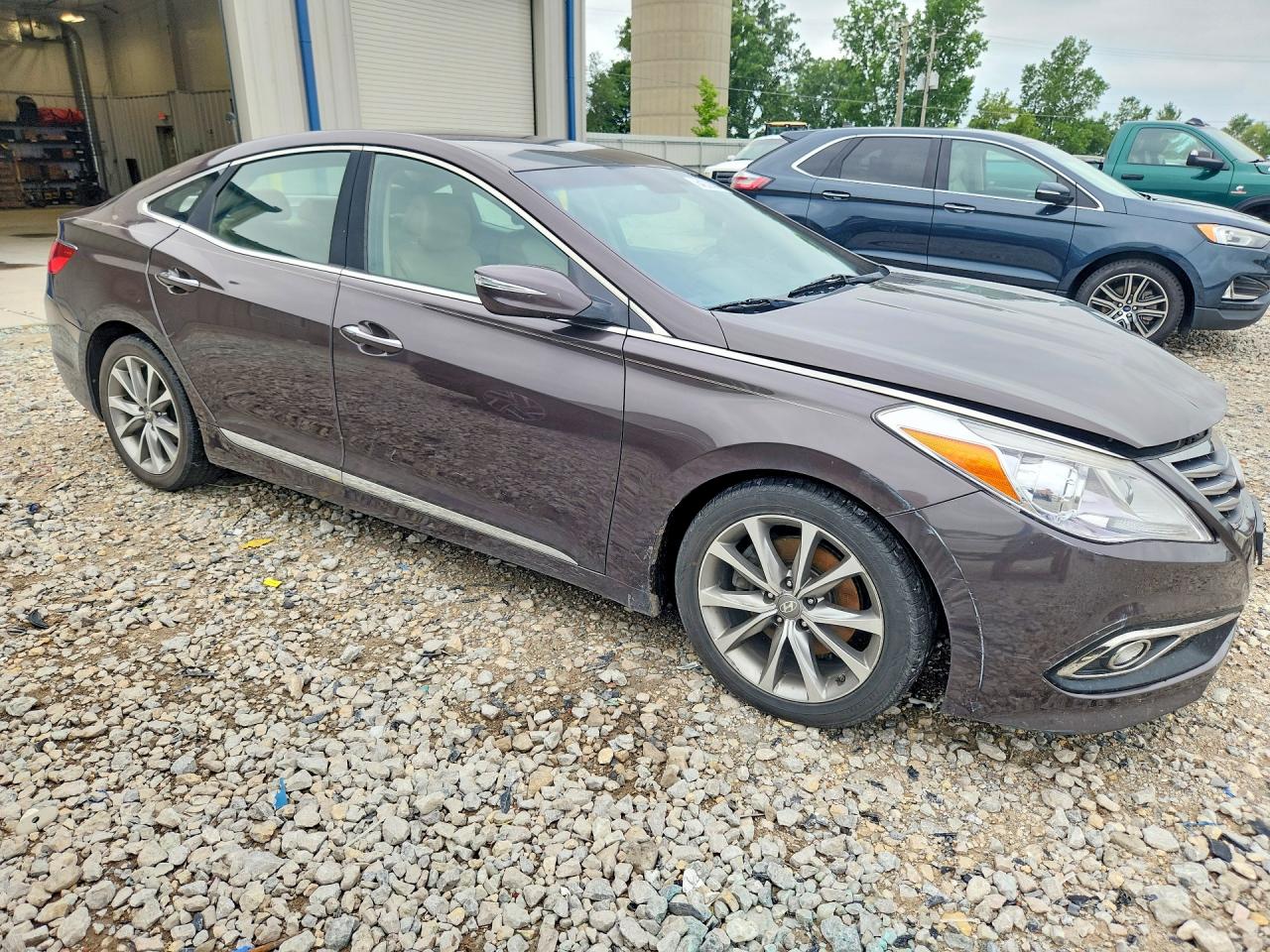 2015 Hyundai Azera Base Серый vin: KMHFG4JG0FA472402