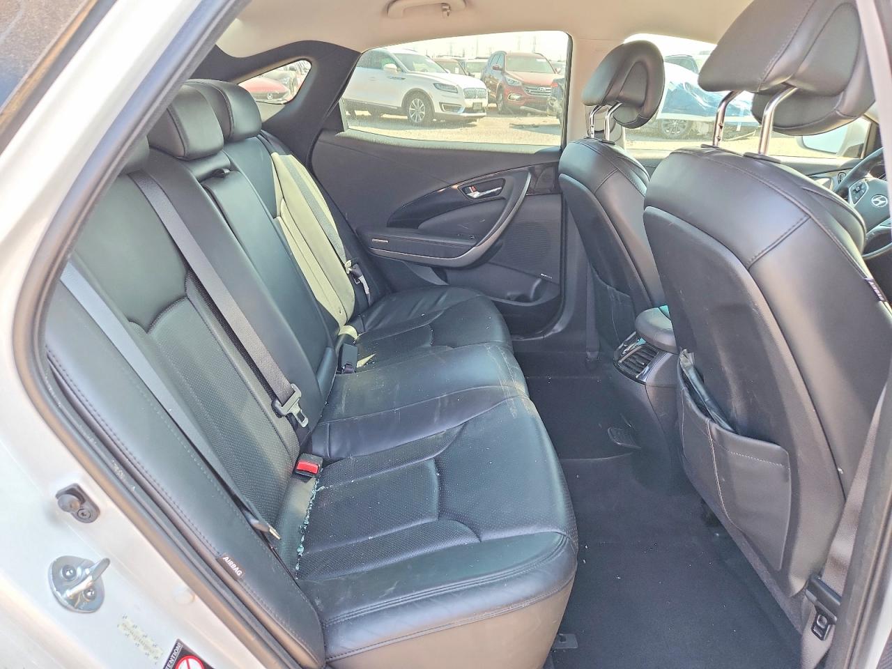 2013 Hyundai Azera Base White vin: KMHFG4JG1DA230747