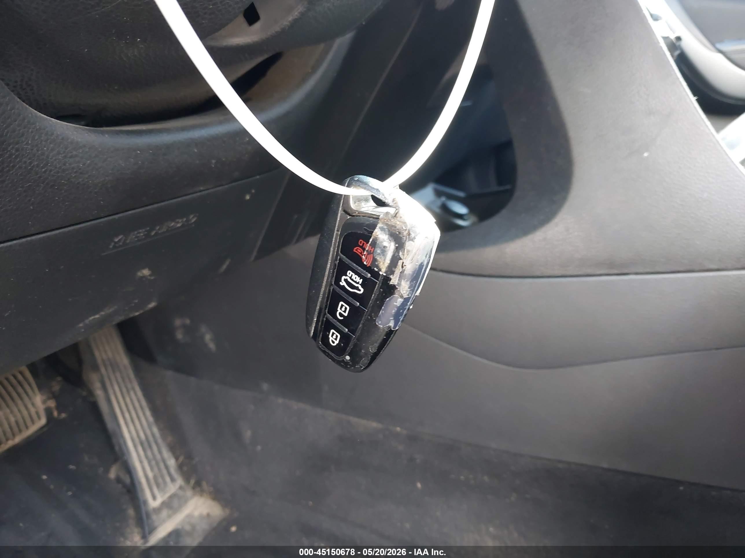 2015 Hyundai Azera   Черный vin: KMHFG4JG1FA453051