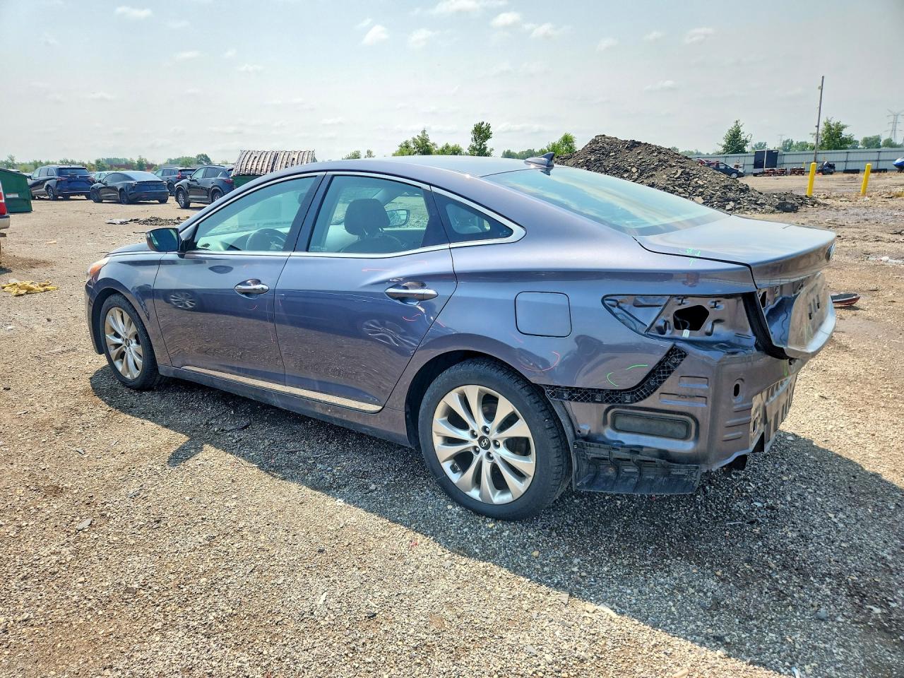 2012 Hyundai Azera Base Silver vin: KMHFG4JG2CA161047