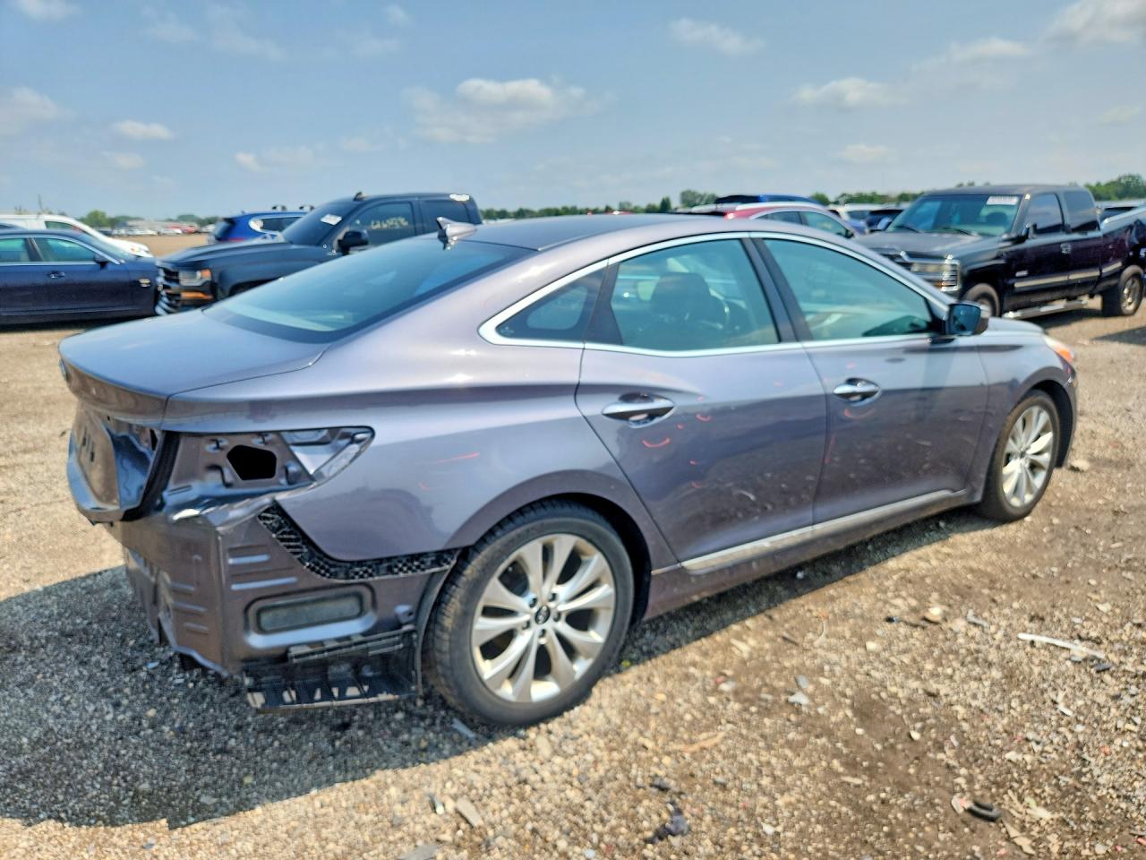 2012 Hyundai Azera Base Silver vin: KMHFG4JG2CA161047