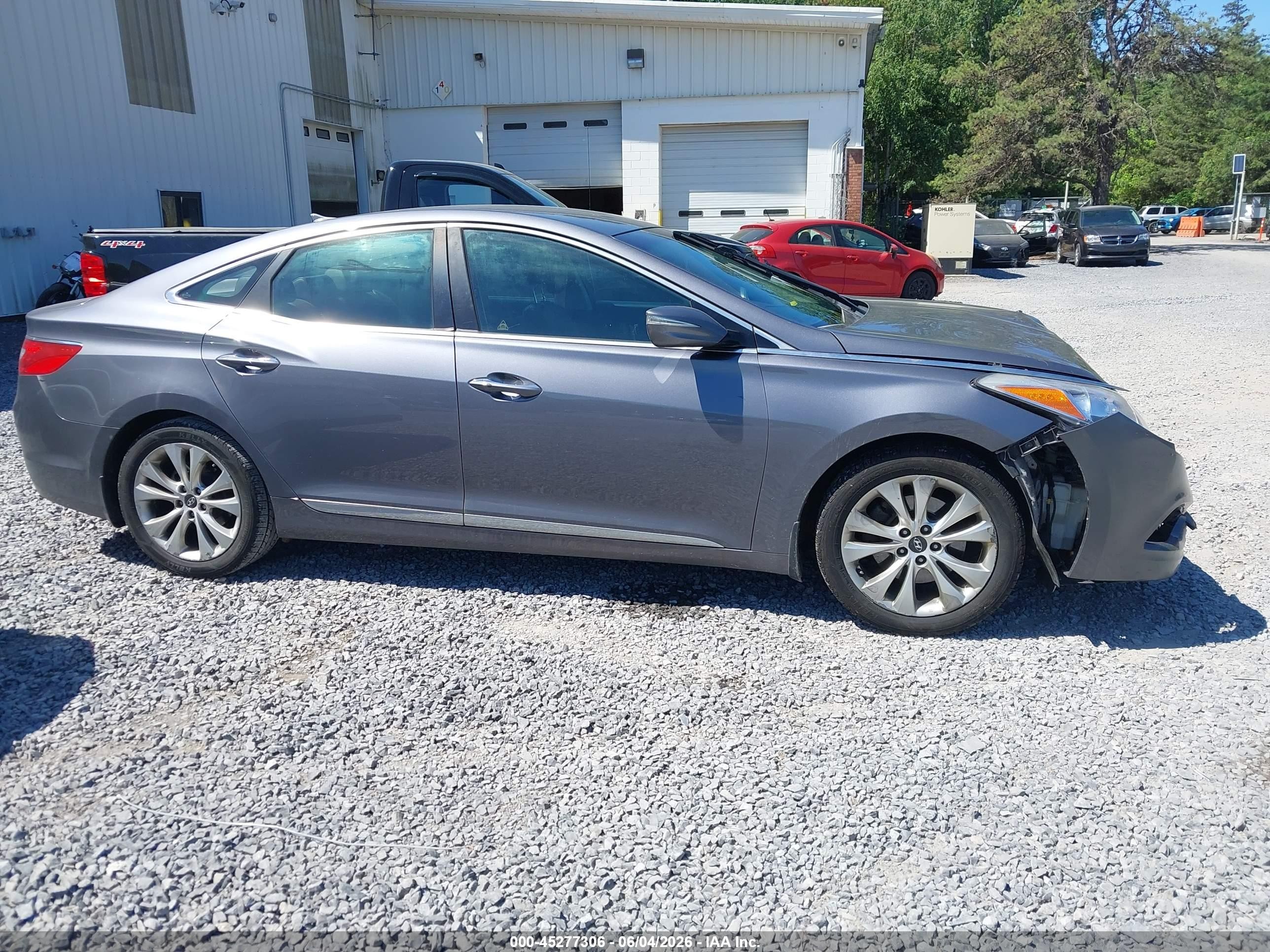 2013 Hyundai Azera   Gray vin: KMHFG4JG2DA202813
