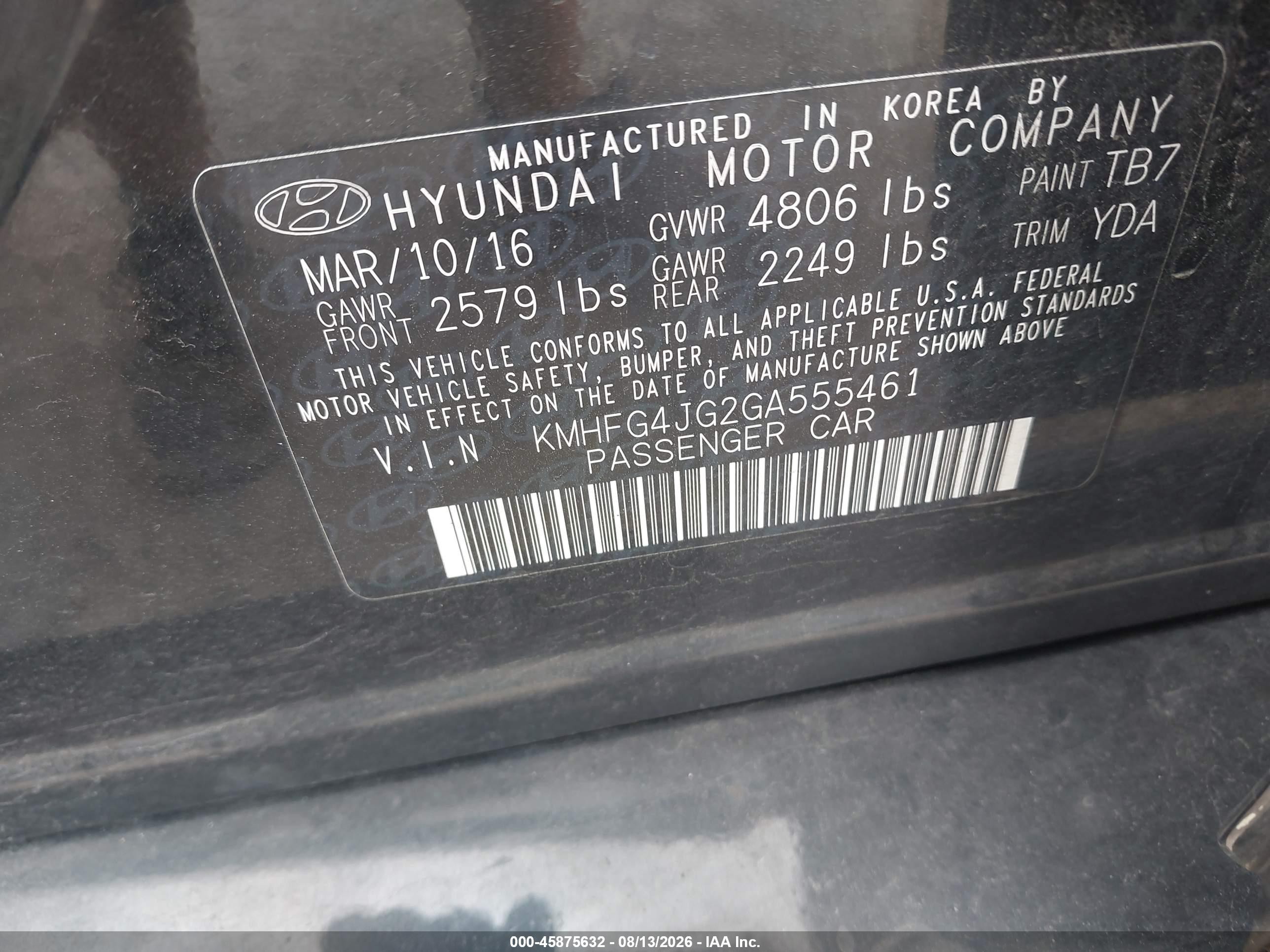 2016 Hyundai Azera   Black vin: KMHFG4JG2GA555461