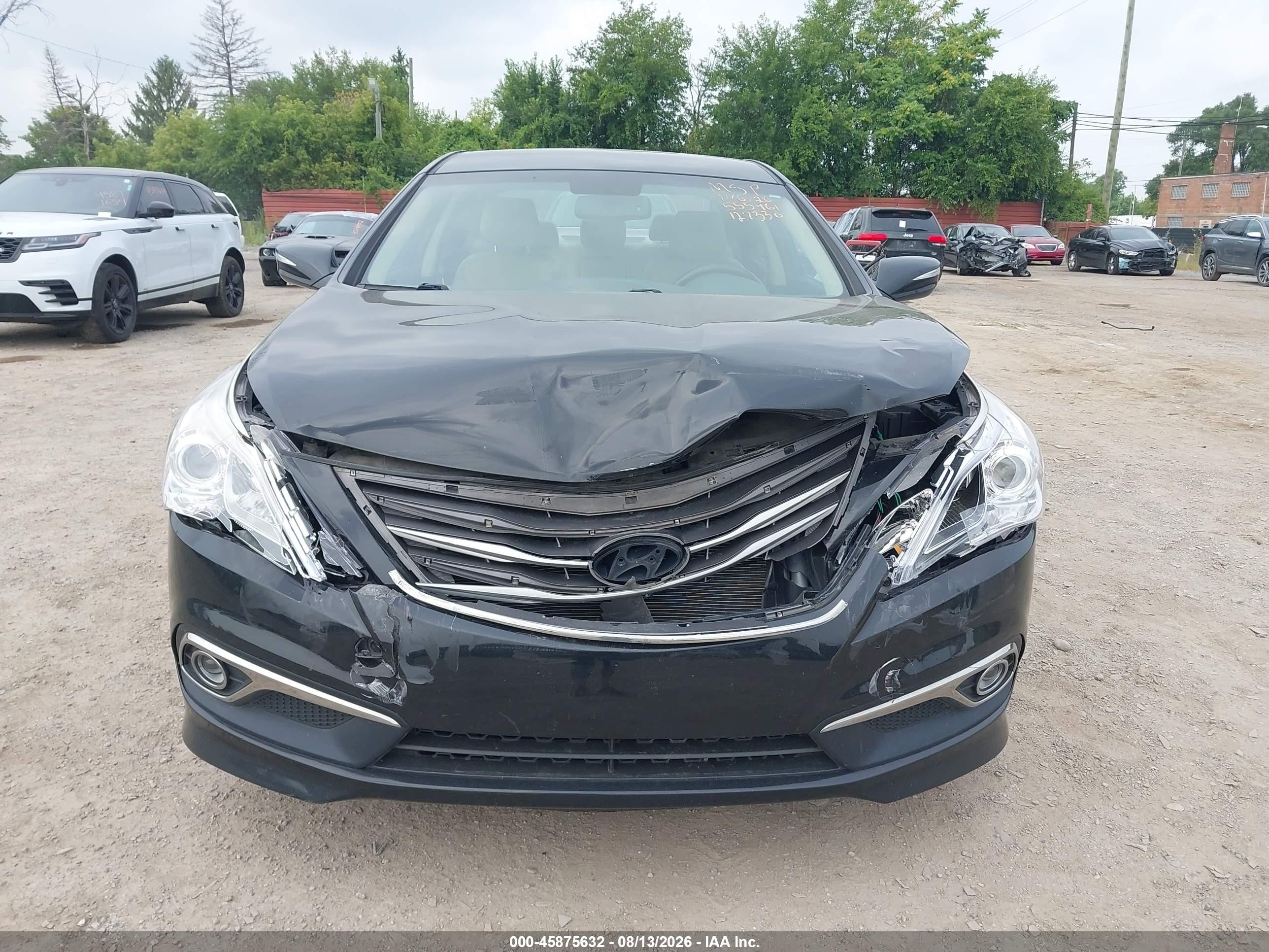 2016 Hyundai Azera   Black vin: KMHFG4JG2GA555461