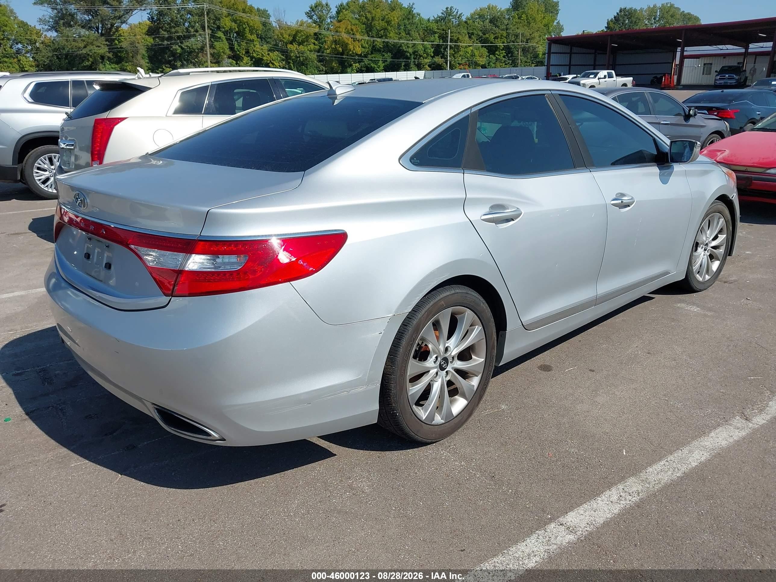 2013 Hyundai Azera   Silver vin: KMHFG4JG4DA215336