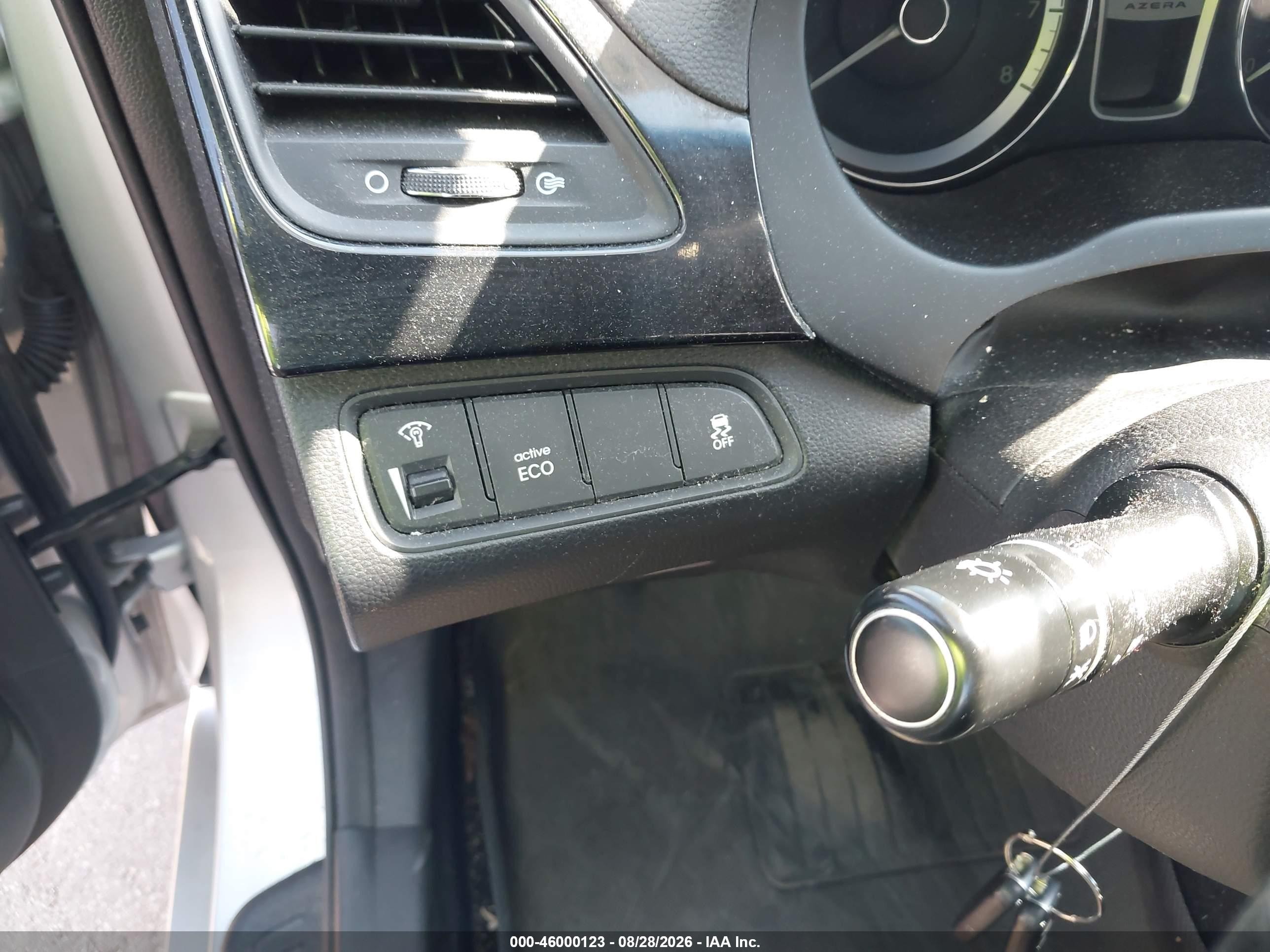 2013 Hyundai Azera   Silver vin: KMHFG4JG4DA215336